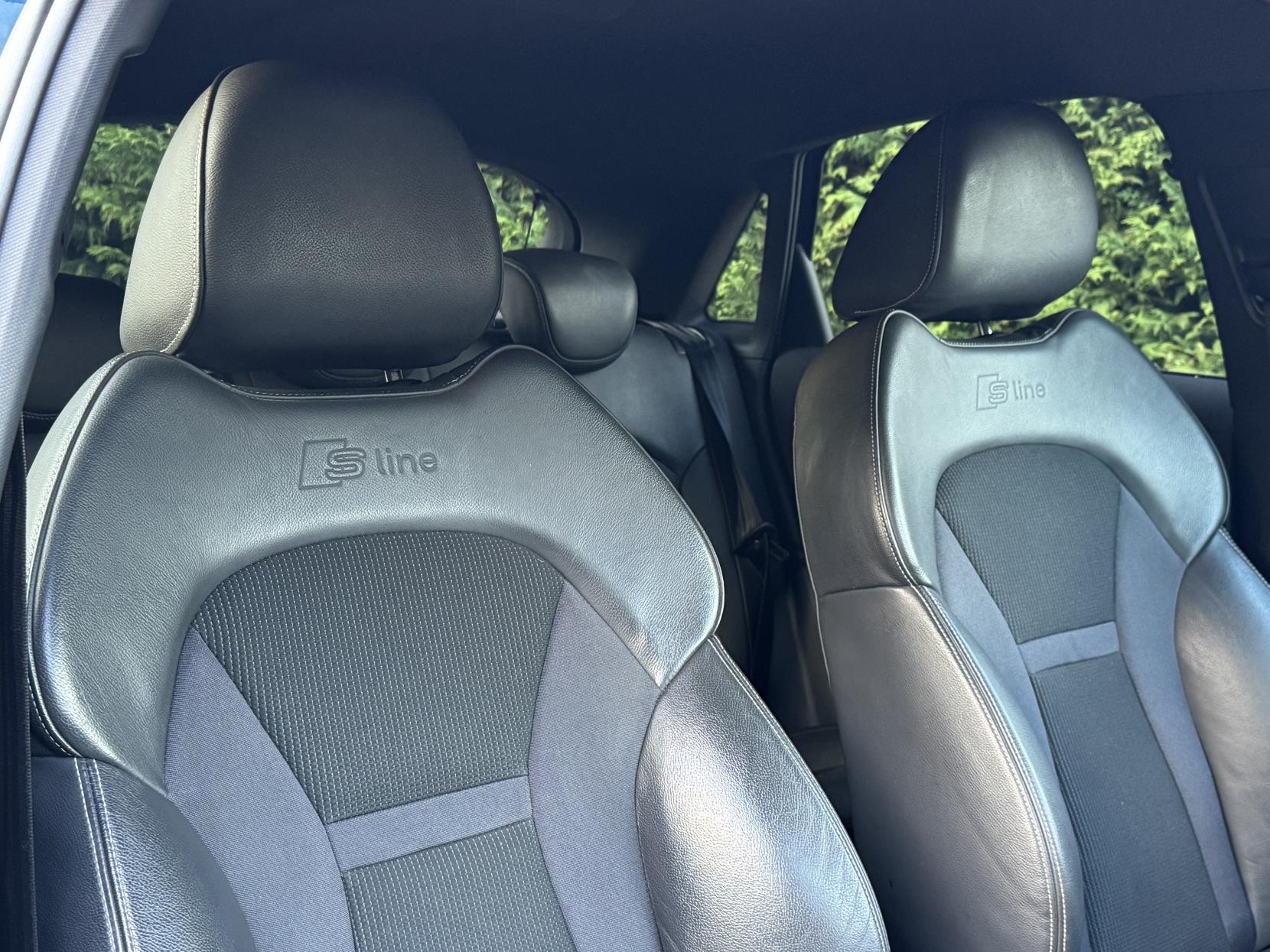 Audi A1 1.4 TFSI Black Edition Sportback 5dr Petrol S Tronic Euro 5 (185 ps)