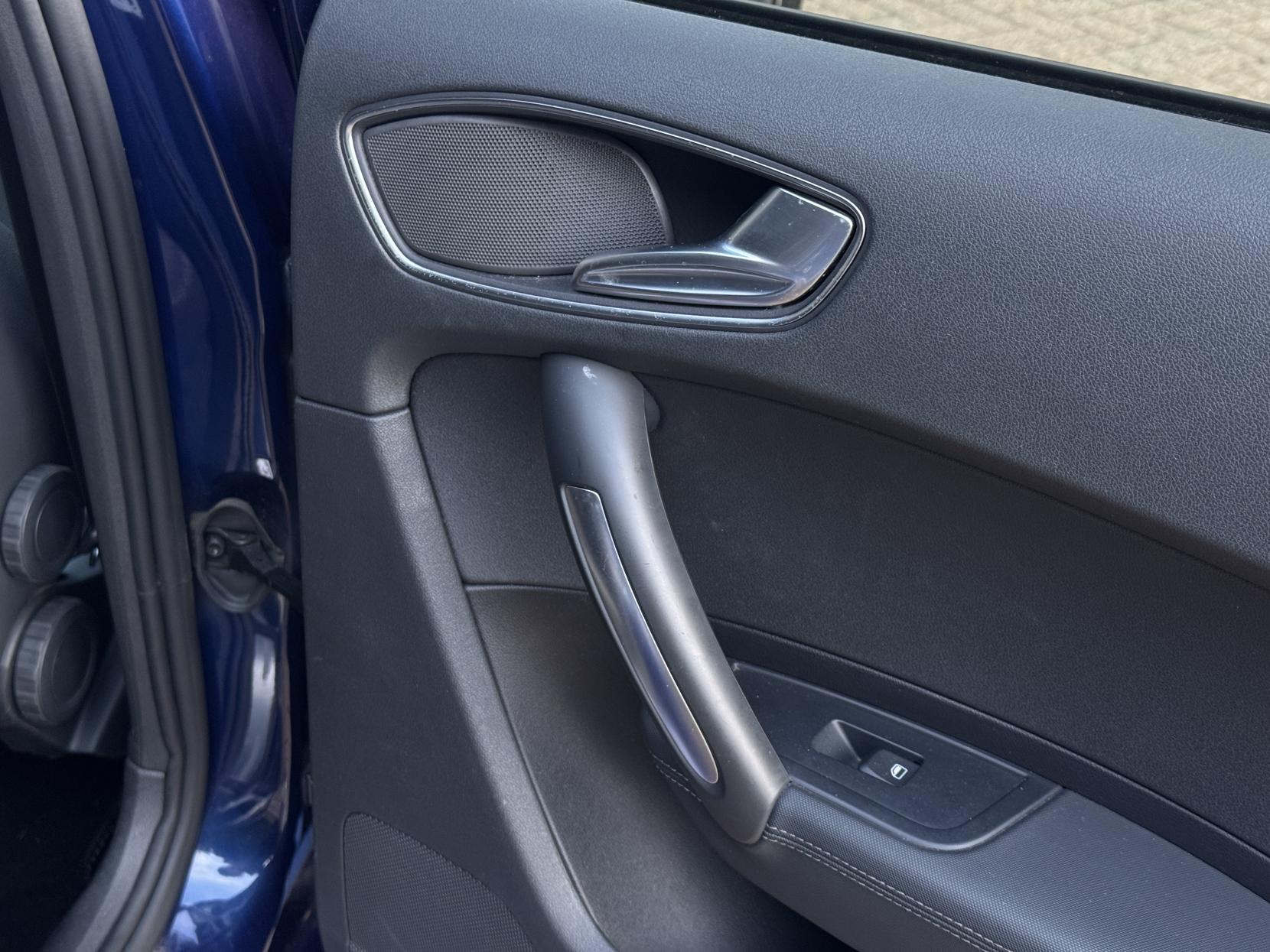 Audi A1 1.4 TFSI Black Edition Sportback 5dr Petrol S Tronic Euro 5 (185 ps)