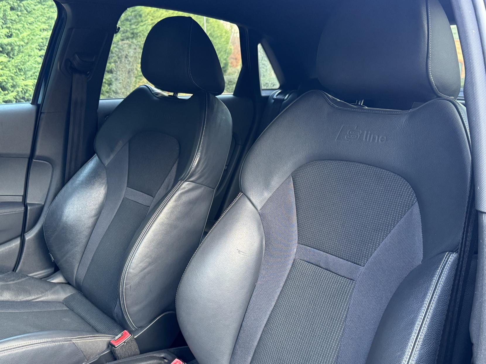 Audi A1 1.4 TFSI Black Edition Sportback 5dr Petrol S Tronic Euro 5 (185 ps)