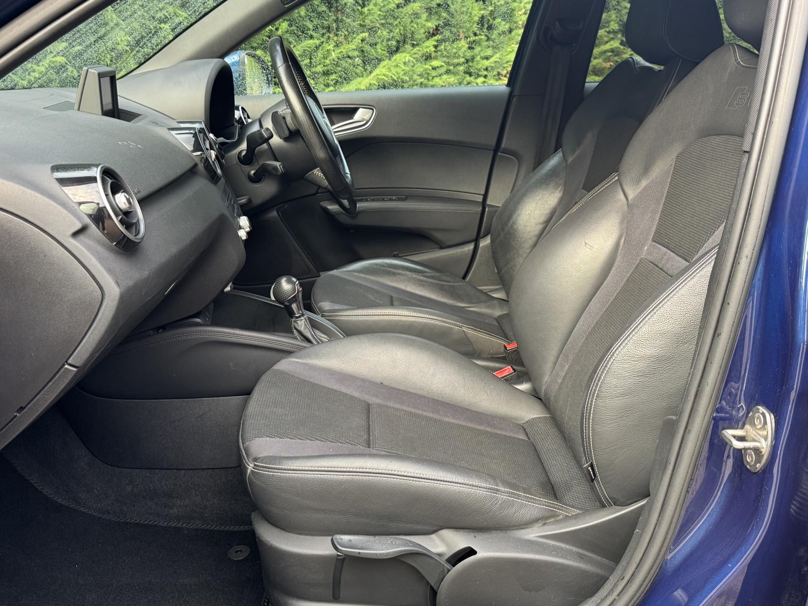 Audi A1 1.4 TFSI Black Edition Sportback 5dr Petrol S Tronic Euro 5 (185 ps)