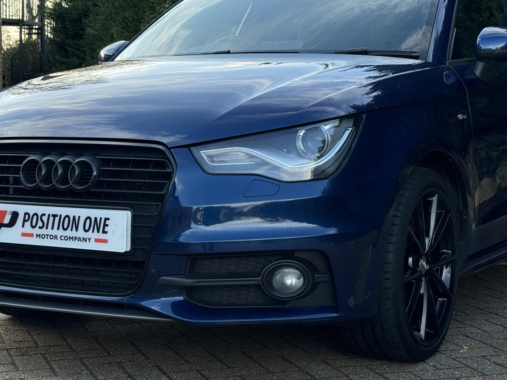 Audi A1 1.4 TFSI Black Edition Sportback 5dr Petrol S Tronic Euro 5 (185 ps)