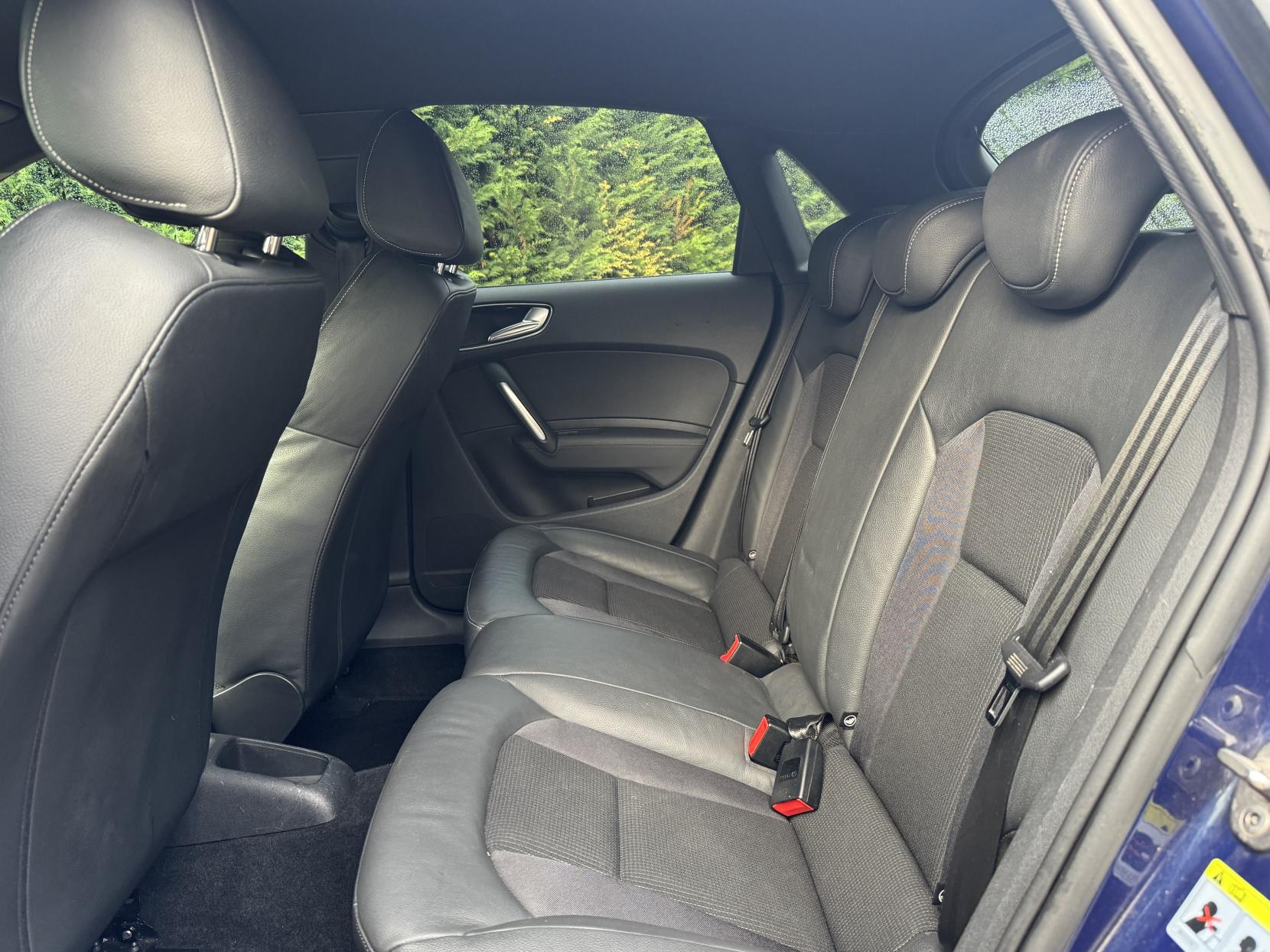 Audi A1 1.4 TFSI Black Edition Sportback 5dr Petrol S Tronic Euro 5 (185 ps)