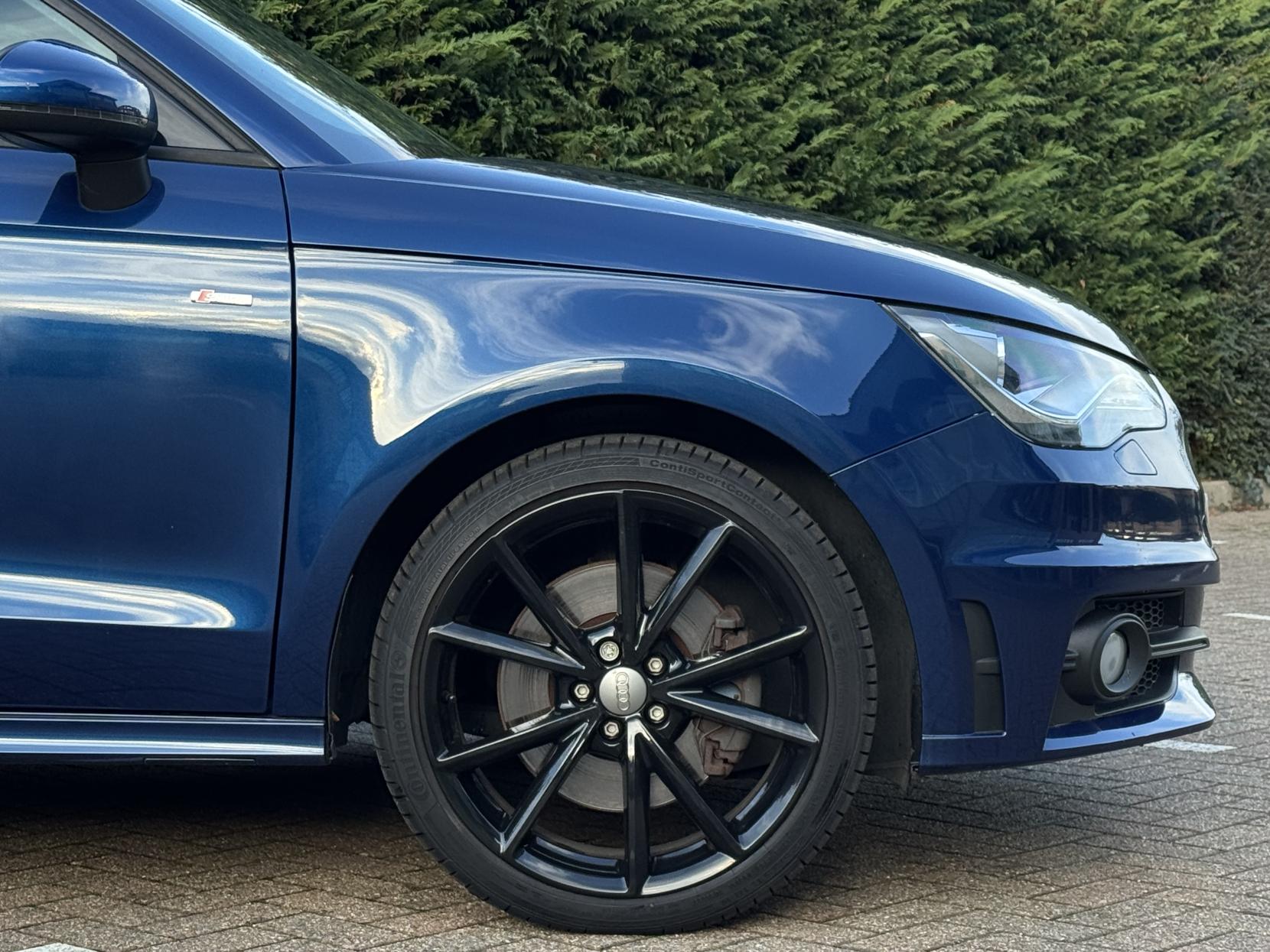 Audi A1 1.4 TFSI Black Edition Sportback 5dr Petrol S Tronic Euro 5 (185 ps)