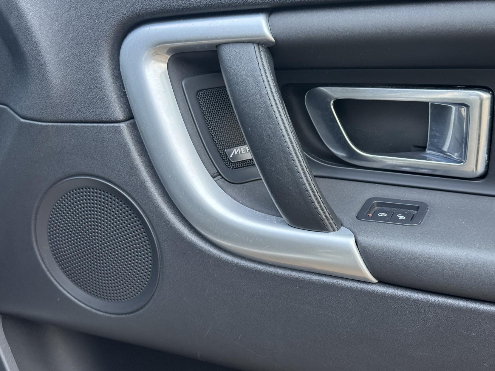 Land Rover Discovery Sport 2.0 Si4 HSE SUV 5dr Petrol Auto 4WD Euro 6 (s/s) (240 ps)