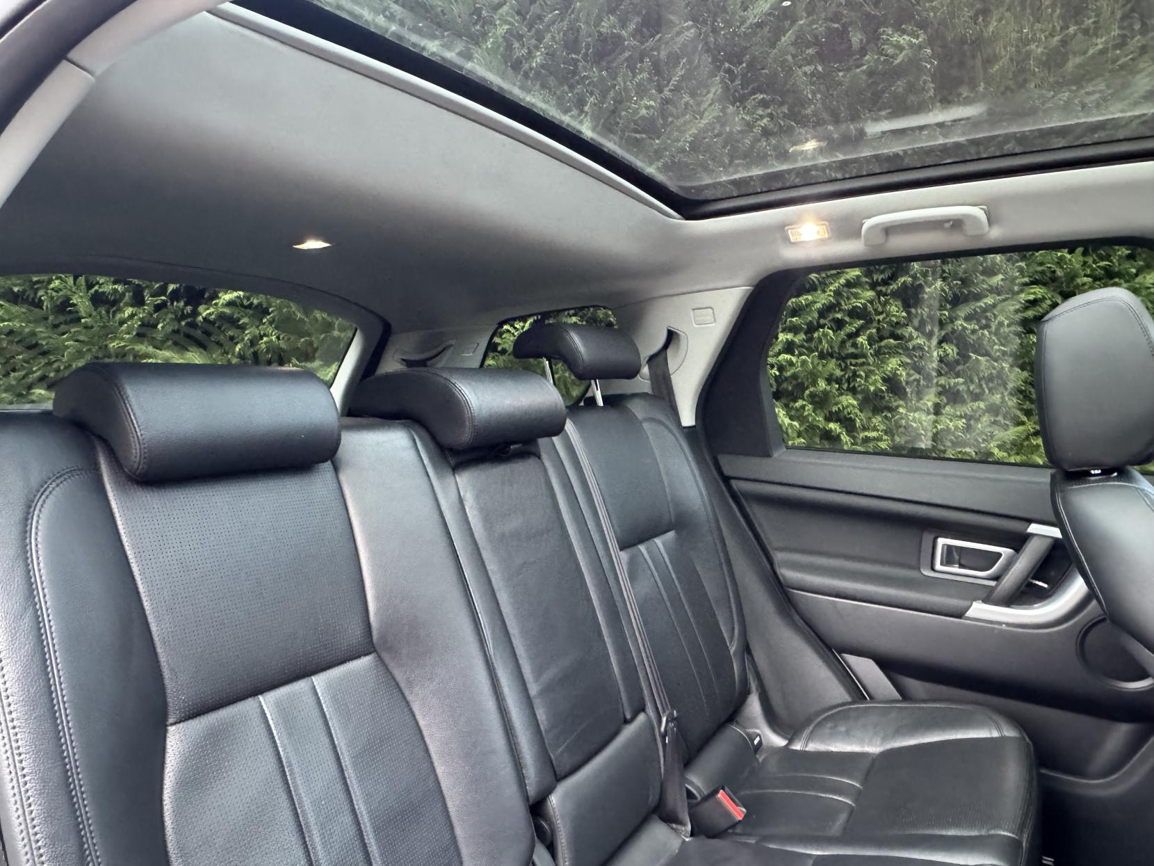 Land Rover Discovery Sport 2.0 Si4 HSE SUV 5dr Petrol Auto 4WD Euro 6 (s/s) (240 ps)