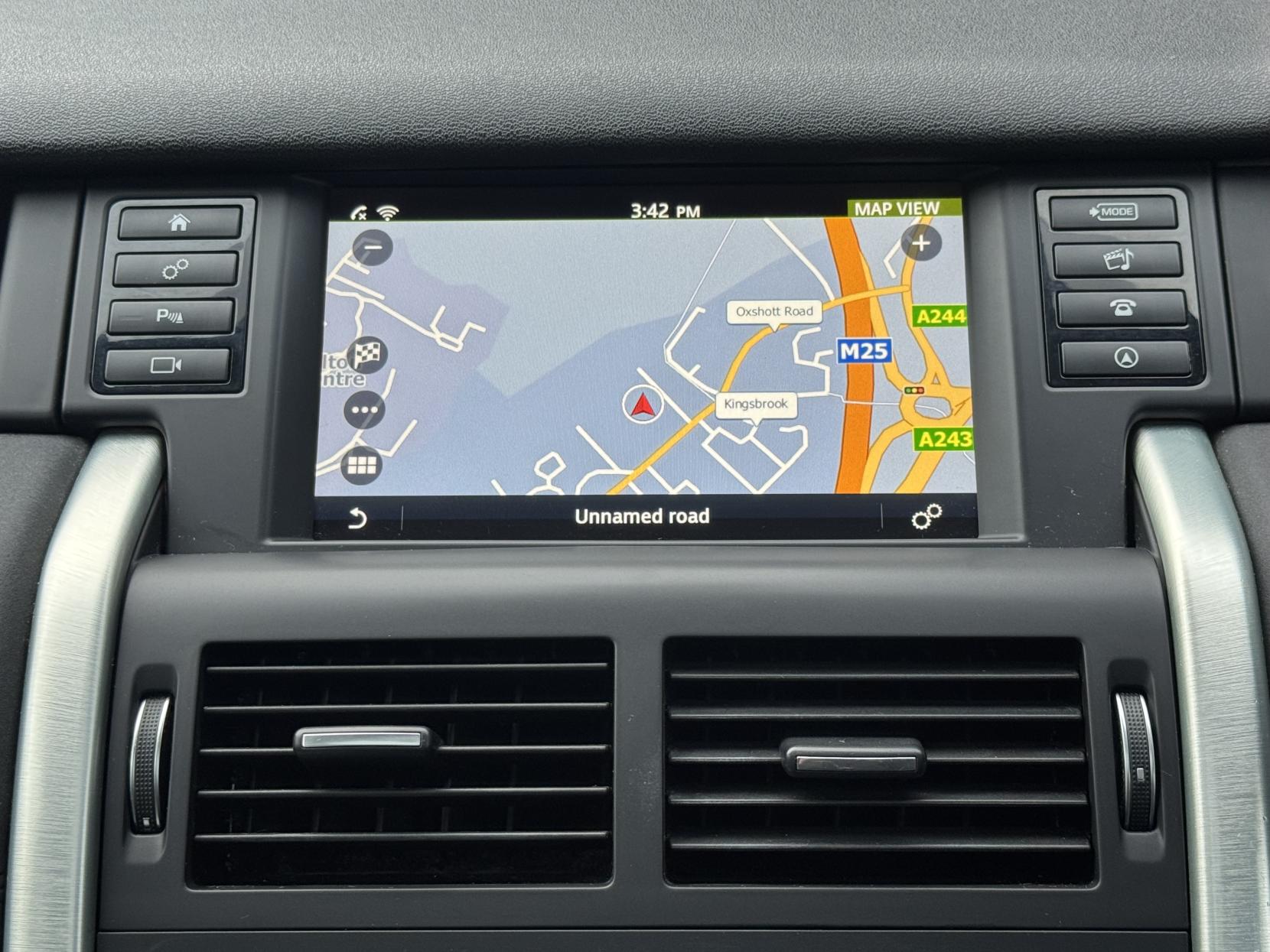 Land Rover Discovery Sport 2.0 Si4 HSE SUV 5dr Petrol Auto 4WD Euro 6 (s/s) (240 ps)