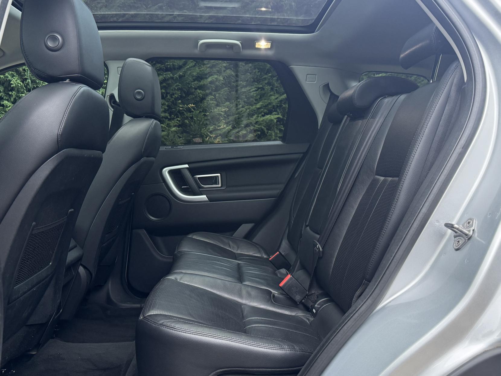 Land Rover Discovery Sport 2.0 Si4 HSE SUV 5dr Petrol Auto 4WD Euro 6 (s/s) (240 ps)