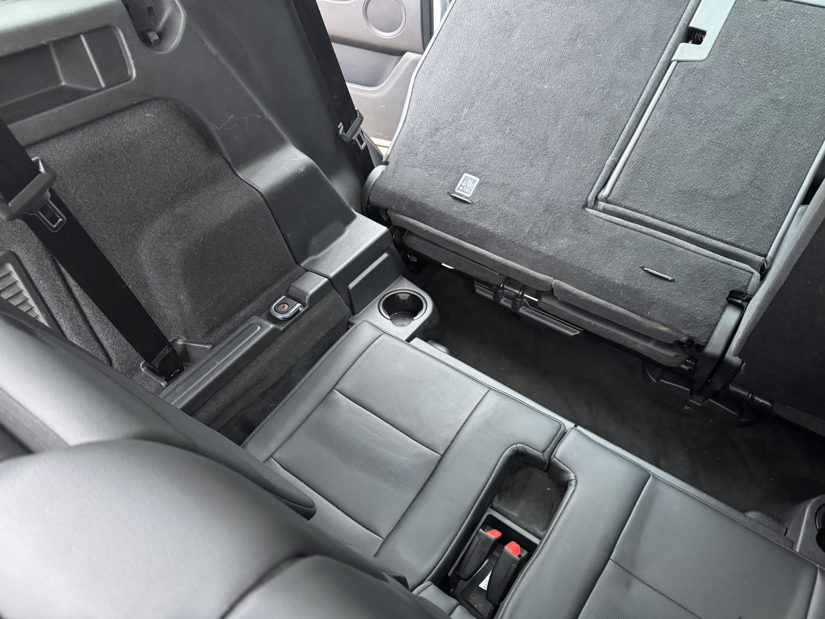 Land Rover Discovery Sport 2.0 Si4 HSE SUV 5dr Petrol Auto 4WD Euro 6 (s/s) (240 ps)