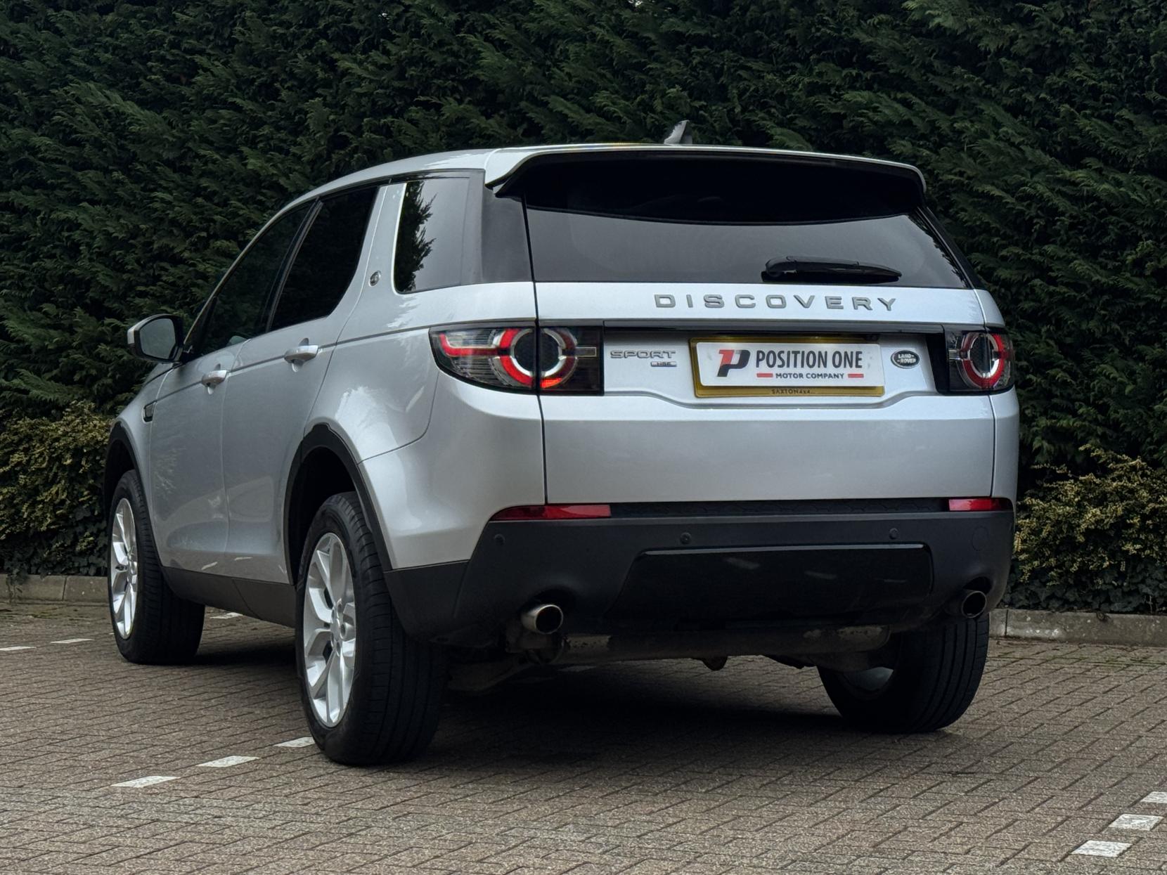 Land Rover Discovery Sport 2.0 Si4 HSE SUV 5dr Petrol Auto 4WD Euro 6 (s/s) (240 ps)