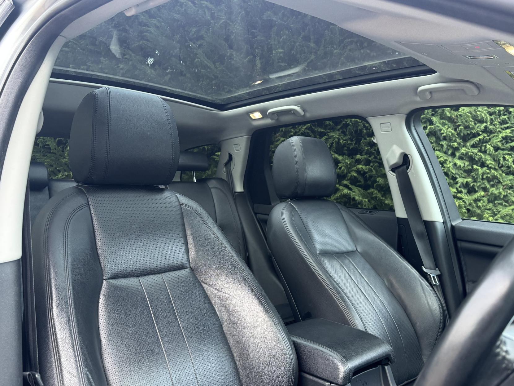 Land Rover Discovery Sport 2.0 Si4 HSE SUV 5dr Petrol Auto 4WD Euro 6 (s/s) (240 ps)