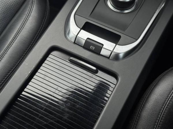 Land Rover Discovery Sport 2.0 Si4 HSE SUV 5dr Petrol Auto 4WD Euro 6 (s/s) (240 ps)