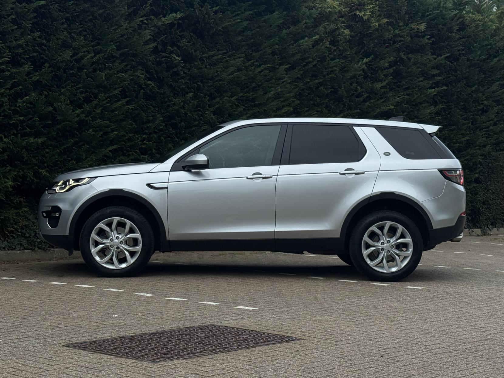 Land Rover Discovery Sport 2.0 Si4 HSE SUV 5dr Petrol Auto 4WD Euro 6 (s/s) (240 ps)