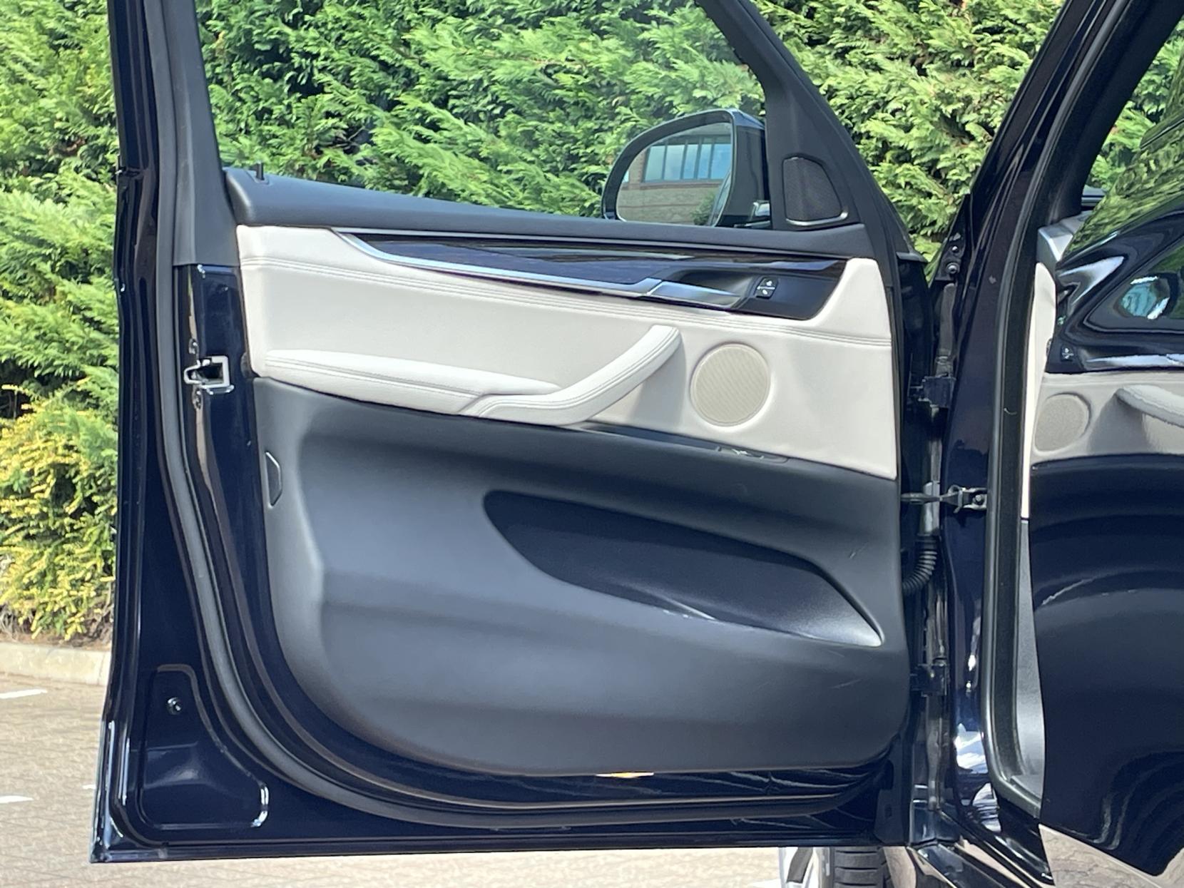 BMW X5 3.0 30d M Sport SUV 5dr Diesel Auto xDrive Euro 6 (s/s) (258 ps)