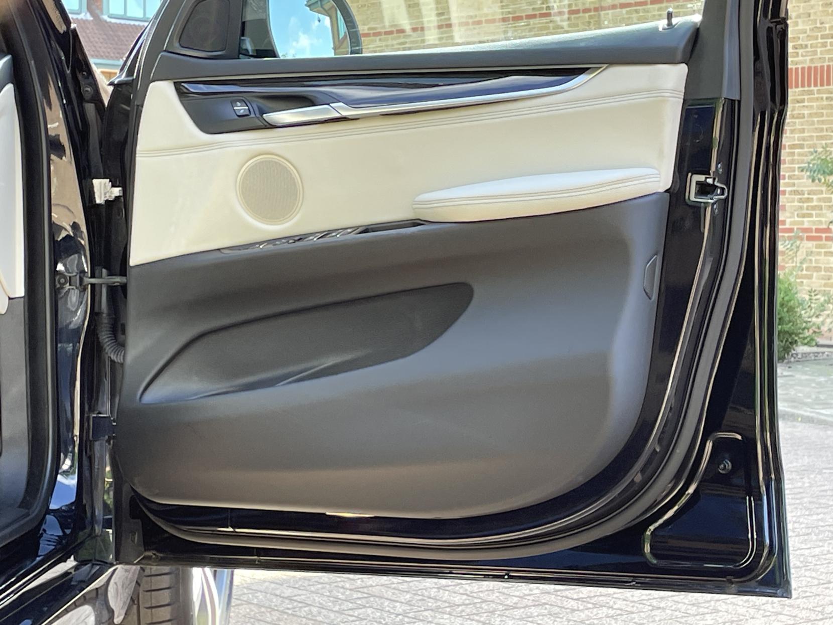 BMW X5 3.0 30d M Sport SUV 5dr Diesel Auto xDrive Euro 6 (s/s) (258 ps)