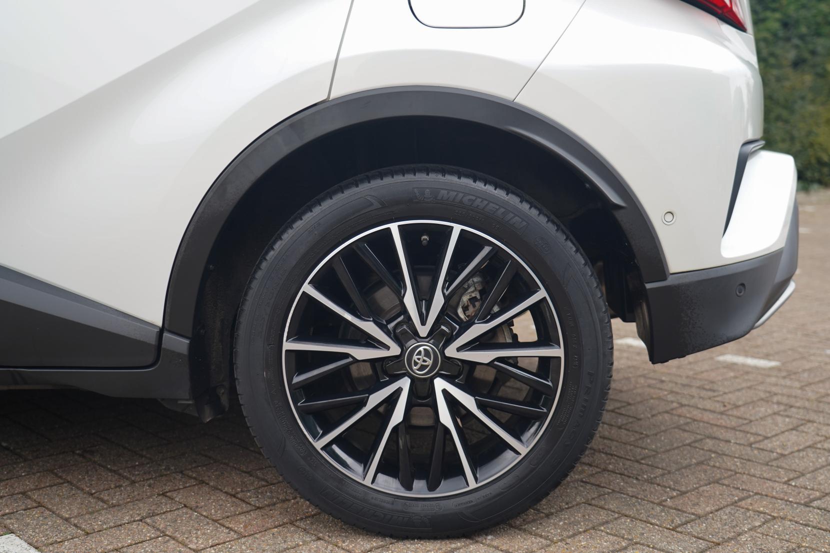 Toyota C-HR 1.8 VVT-h Excel SUV 5dr Petrol Hybrid CVT Euro 6 (s/s) (122 ps)