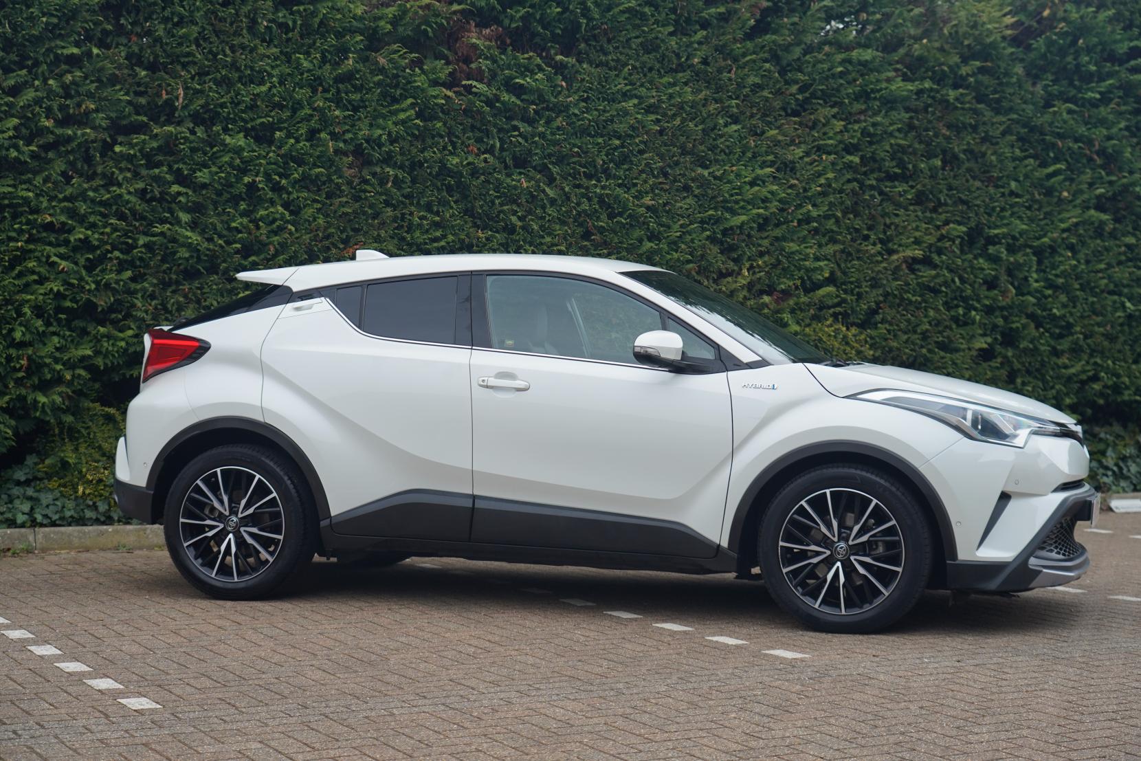 Toyota C-HR 1.8 VVT-h Excel SUV 5dr Petrol Hybrid CVT Euro 6 (s/s) (122 ps)