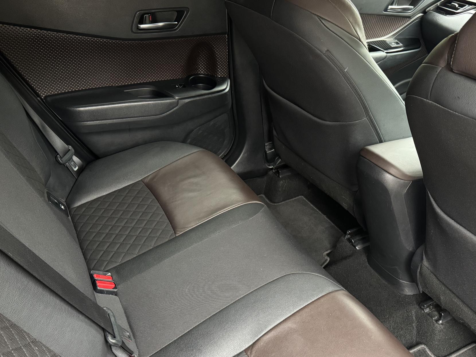 Toyota C-HR 1.8 VVT-h Excel SUV 5dr Petrol Hybrid CVT Euro 6 (s/s) (122 ps)
