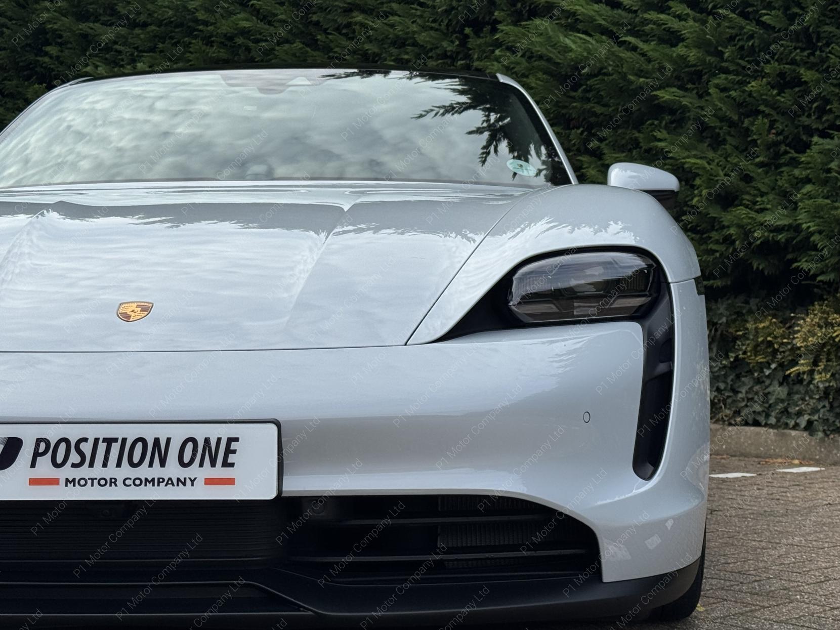 Porsche Taycan Performance Plus 93.4kWh Saloon 4dr Electric Auto RWD (11kW Charger) (476 ps)