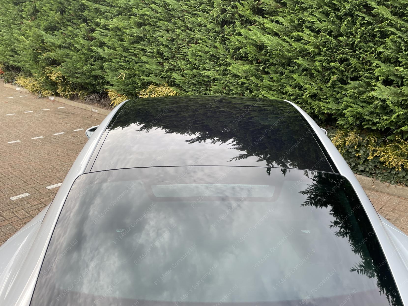 Porsche Taycan Performance Plus 93.4kWh Saloon 4dr Electric Auto RWD (11kW Charger) (476 ps)