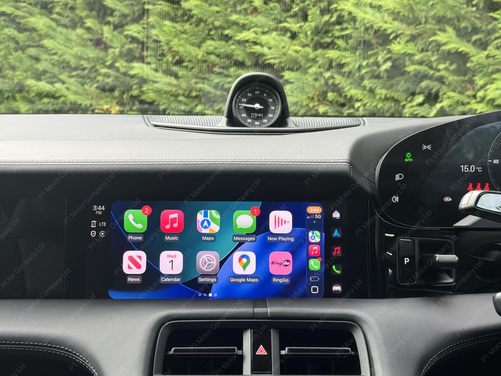 Porsche Taycan Performance Plus 93.4kWh Saloon 4dr Electric Auto RWD (11kW Charger) (476 ps)