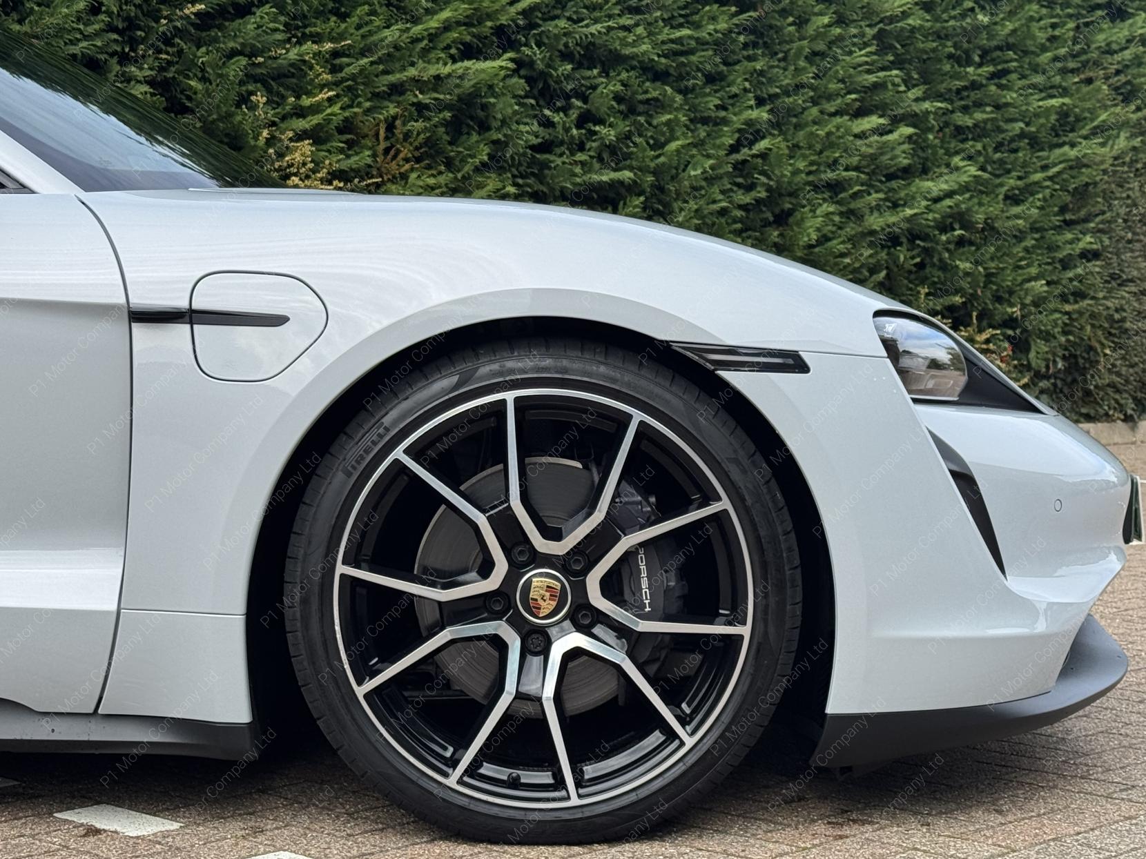 Porsche Taycan Performance Plus 93.4kWh Saloon 4dr Electric Auto RWD (11kW Charger) (476 ps)