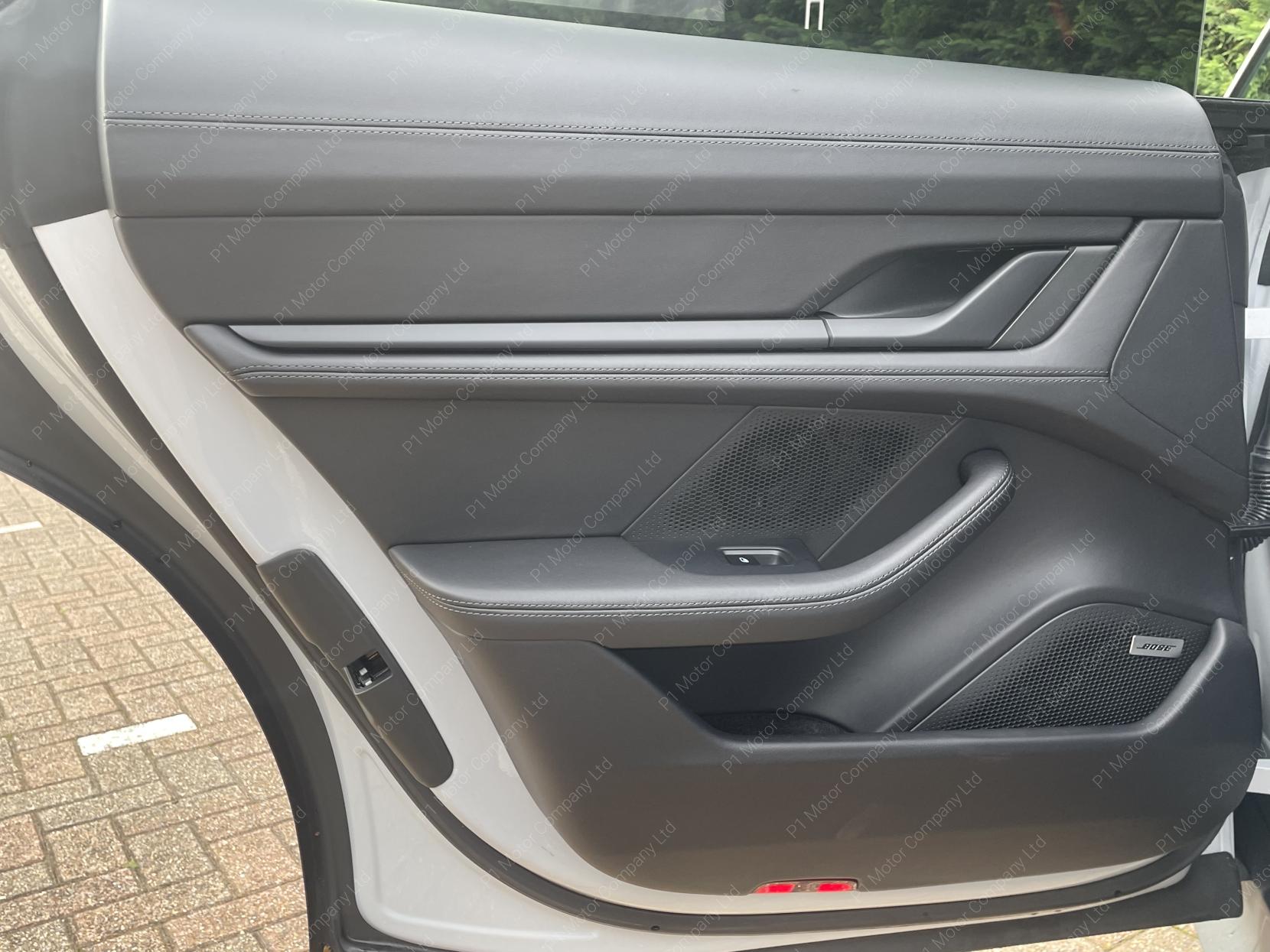 Porsche Taycan Performance Plus 93.4kWh Saloon 4dr Electric Auto RWD (11kW Charger) (476 ps)