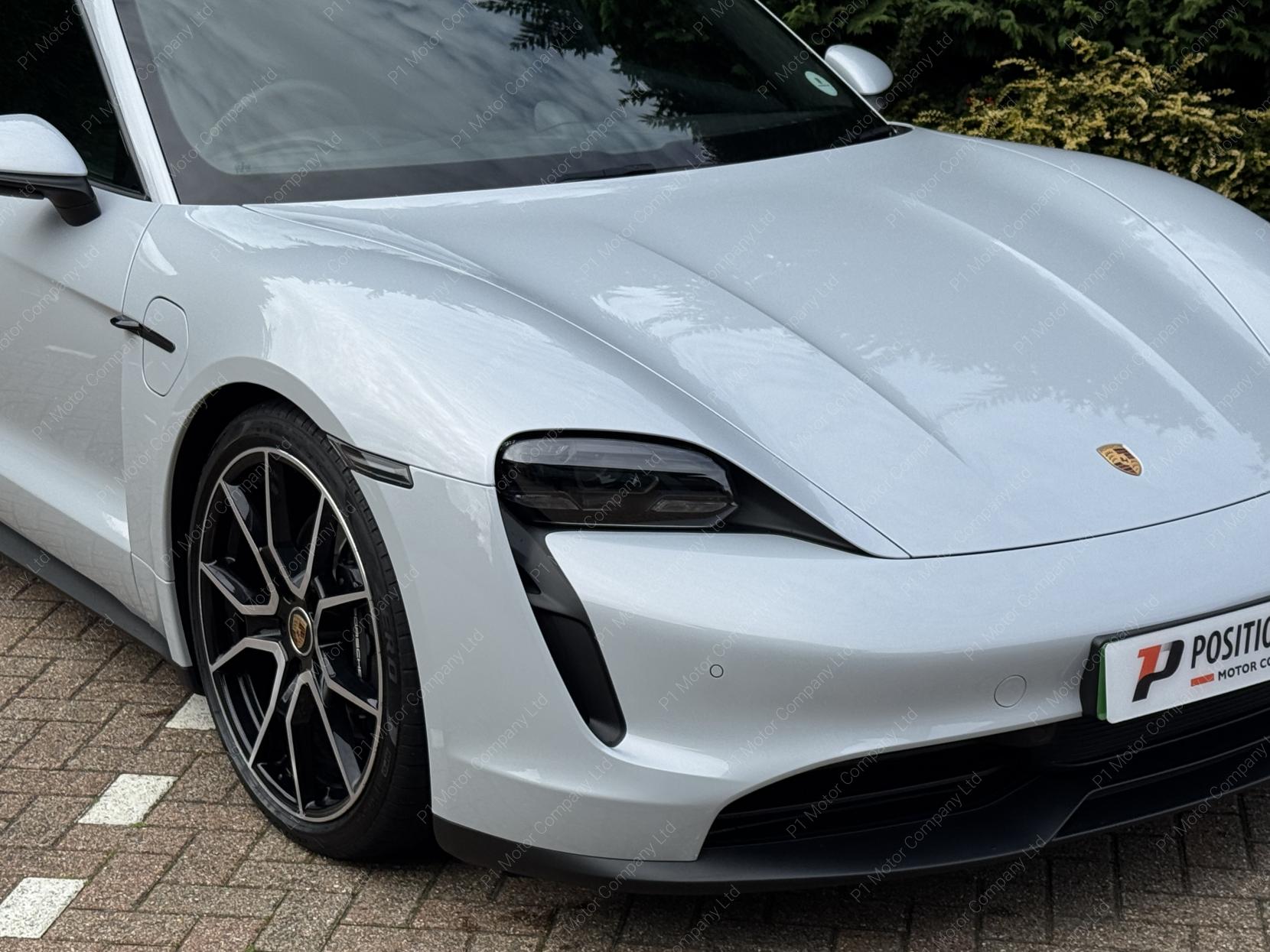 Porsche Taycan Performance Plus 93.4kWh Saloon 4dr Electric Auto RWD (11kW Charger) (476 ps)