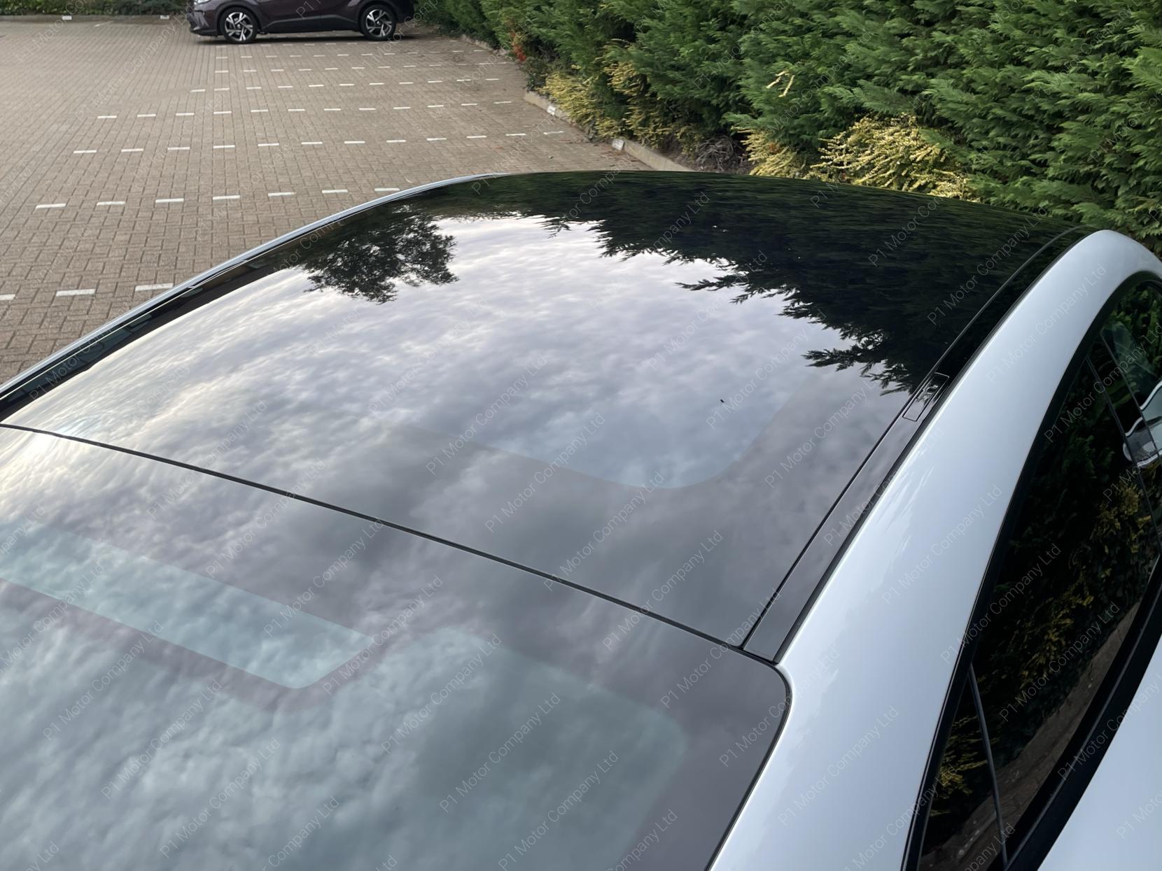 Porsche Taycan Performance Plus 93.4kWh Saloon 4dr Electric Auto RWD (11kW Charger) (476 ps)