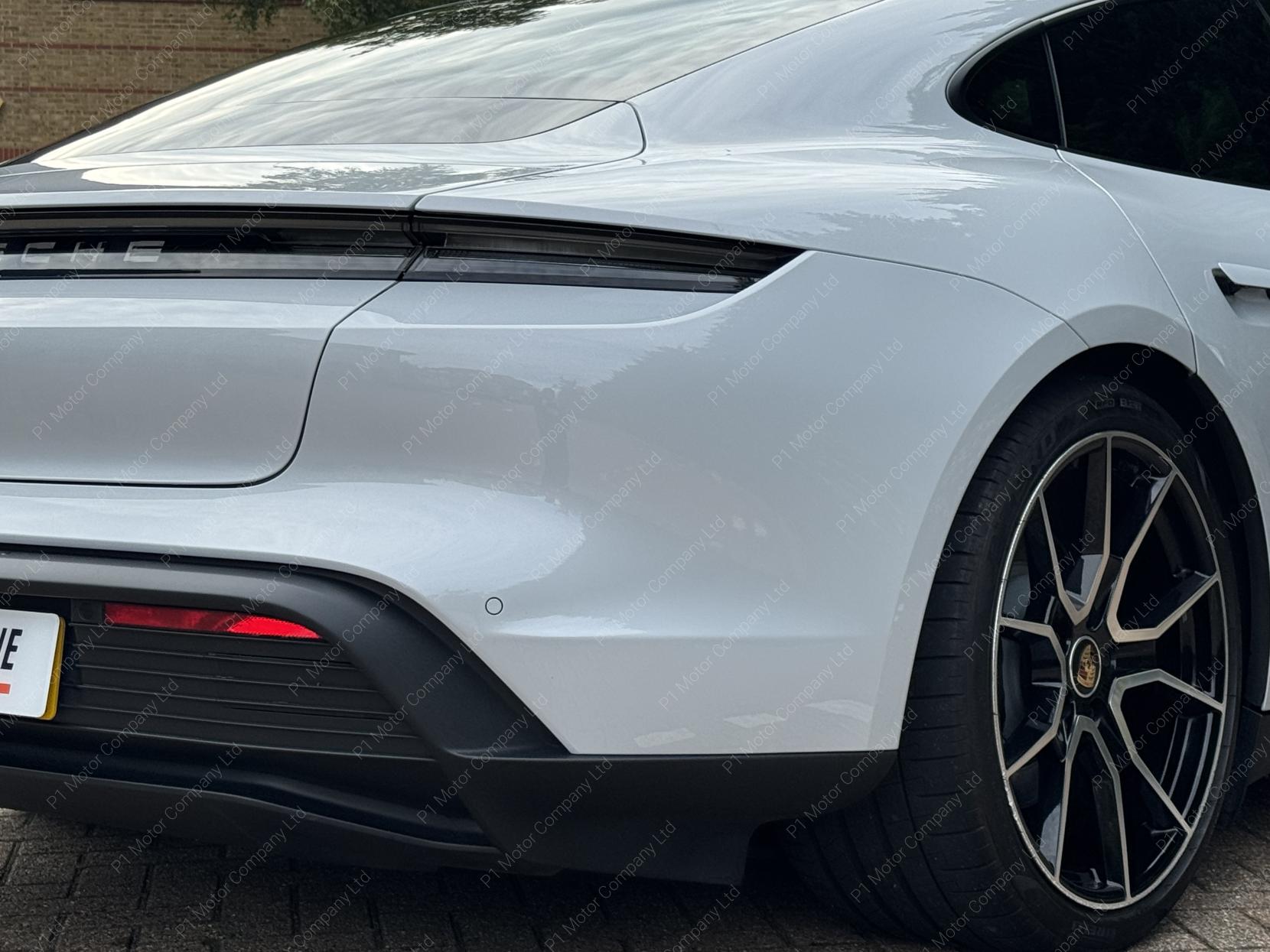 Porsche Taycan Performance Plus 93.4kWh Saloon 4dr Electric Auto RWD (11kW Charger) (476 ps)