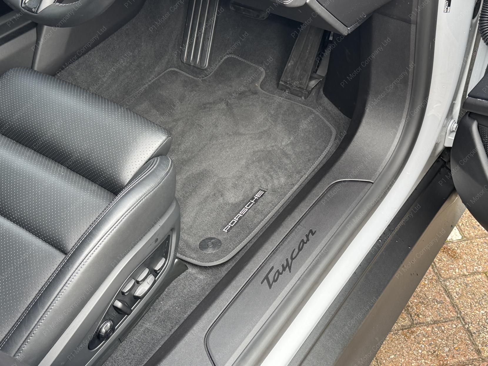 Porsche Taycan Performance Plus 93.4kWh Saloon 4dr Electric Auto RWD (11kW Charger) (476 ps)