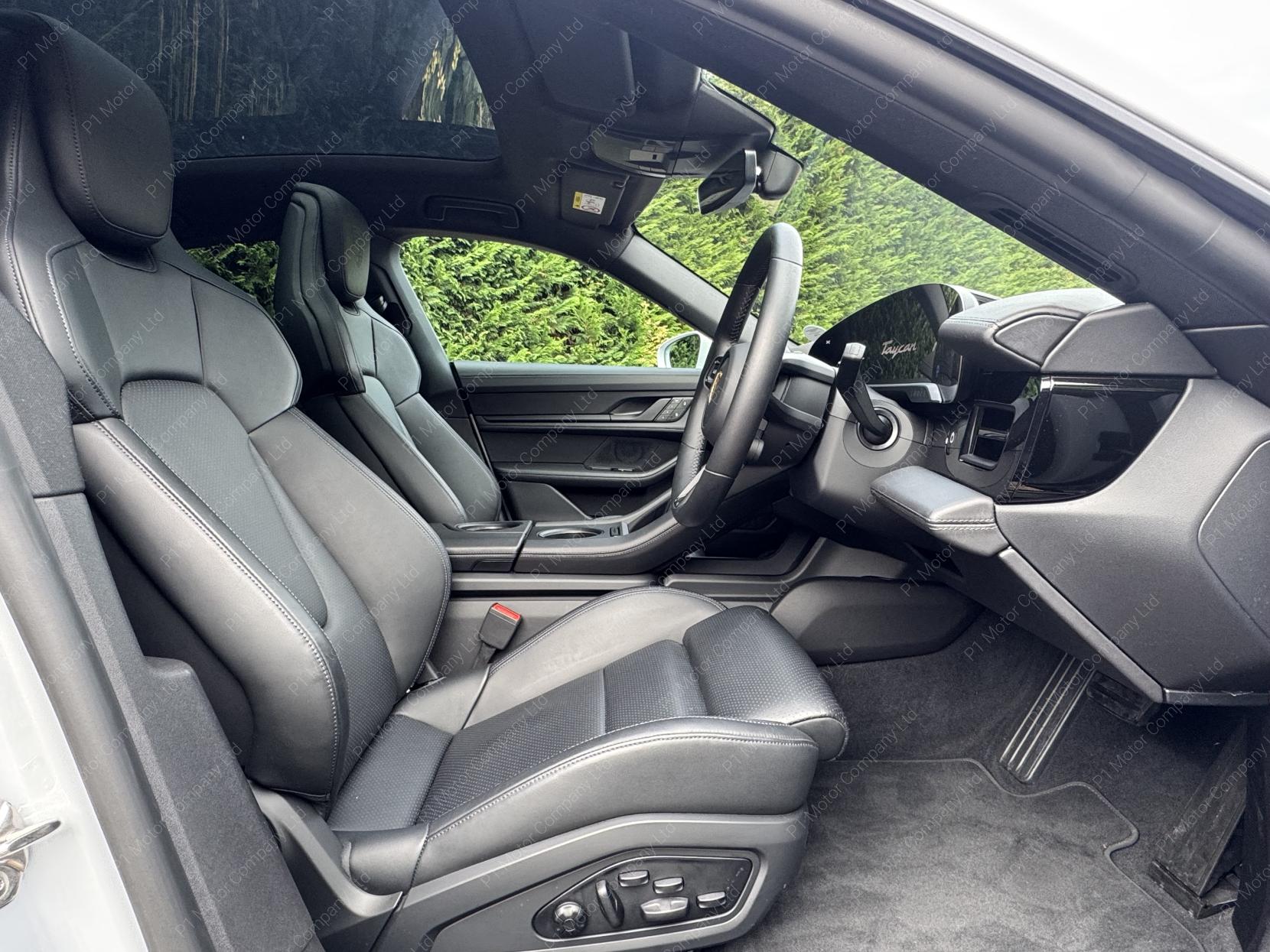 Porsche Taycan Performance Plus 93.4kWh Saloon 4dr Electric Auto RWD (11kW Charger) (476 ps)