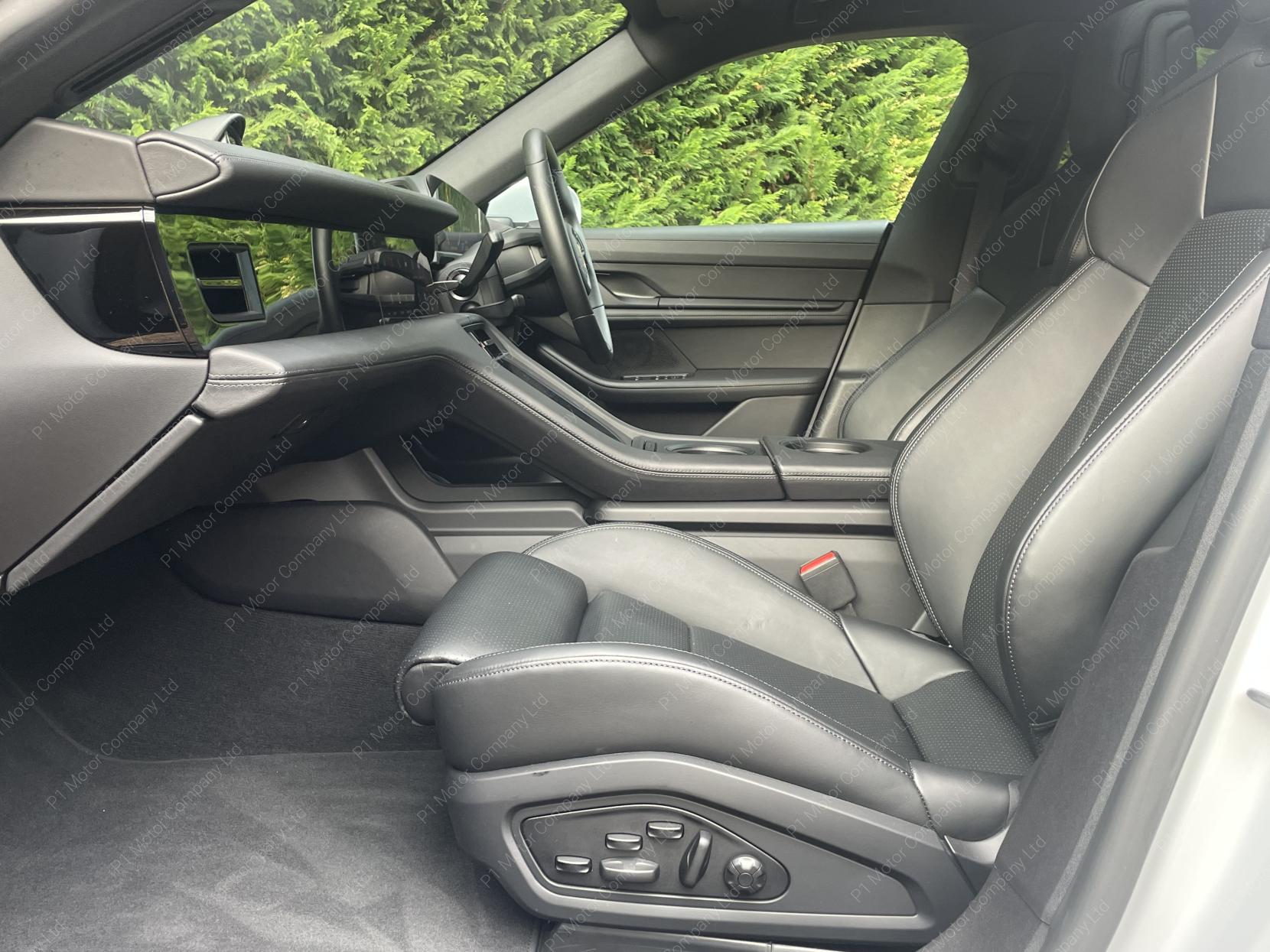 Porsche Taycan Performance Plus 93.4kWh Saloon 4dr Electric Auto RWD (11kW Charger) (476 ps)