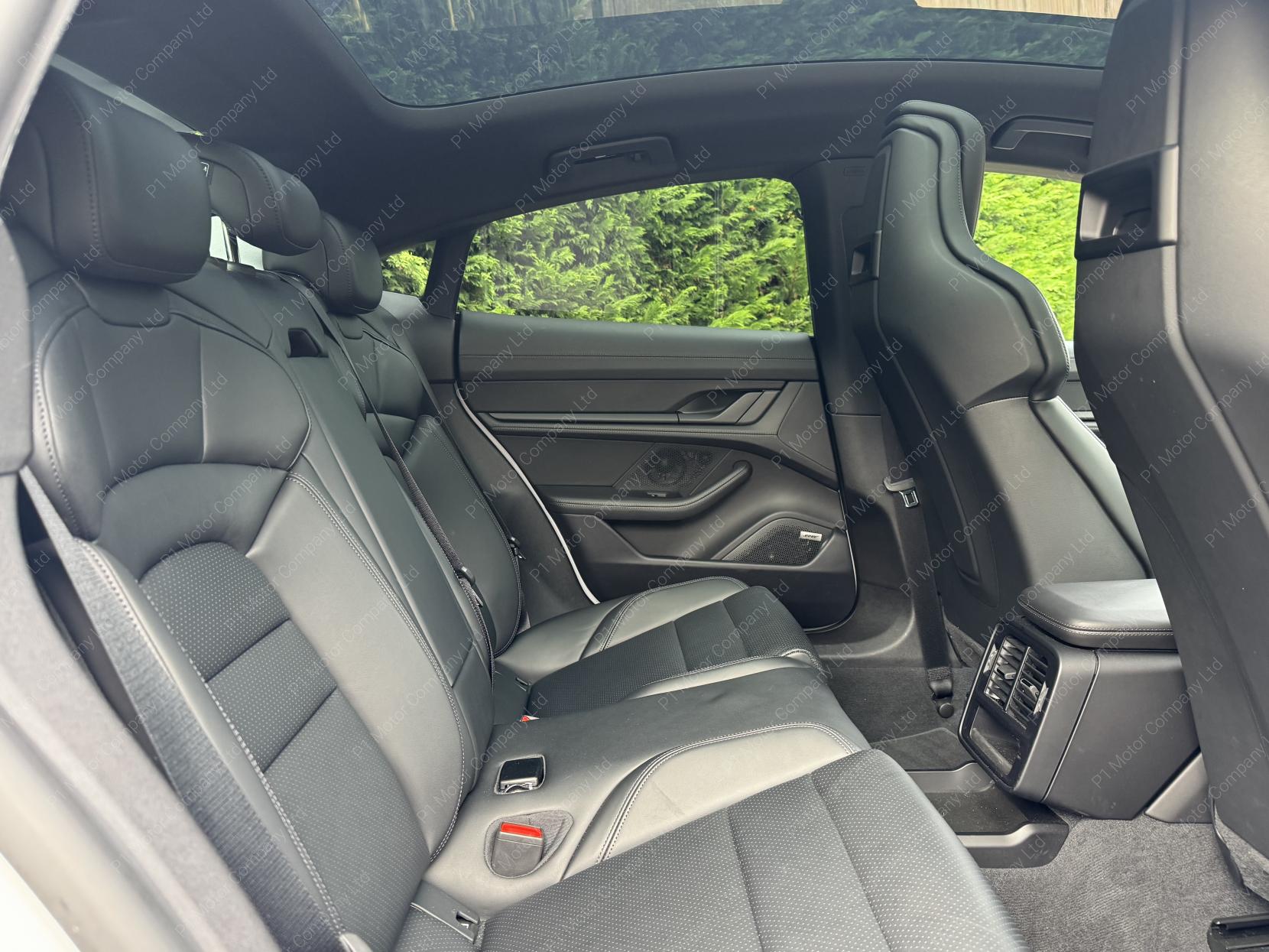 Porsche Taycan Performance Plus 93.4kWh Saloon 4dr Electric Auto RWD (11kW Charger) (476 ps)