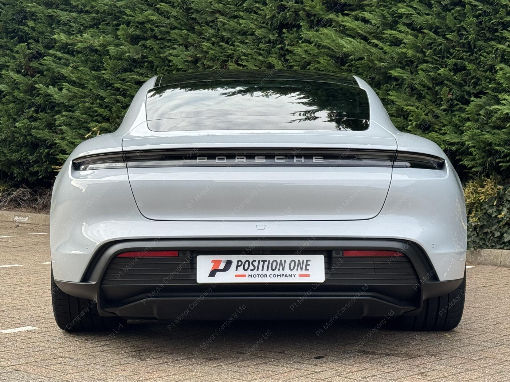 Porsche Taycan Performance Plus 93.4kWh Saloon 4dr Electric Auto RWD (11kW Charger) (476 ps)
