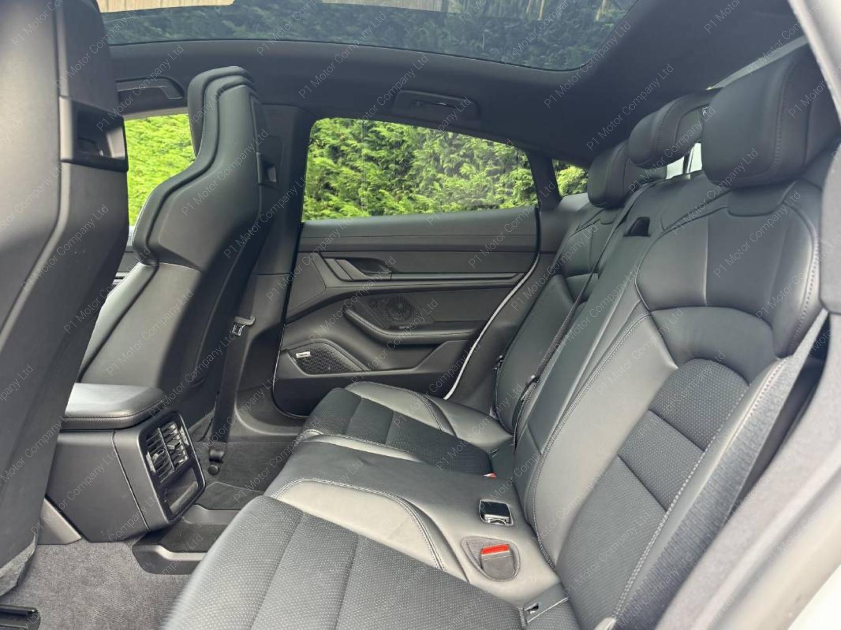 Porsche Taycan Performance Plus 93.4kWh Saloon 4dr Electric Auto RWD (11kW Charger) (476 ps)