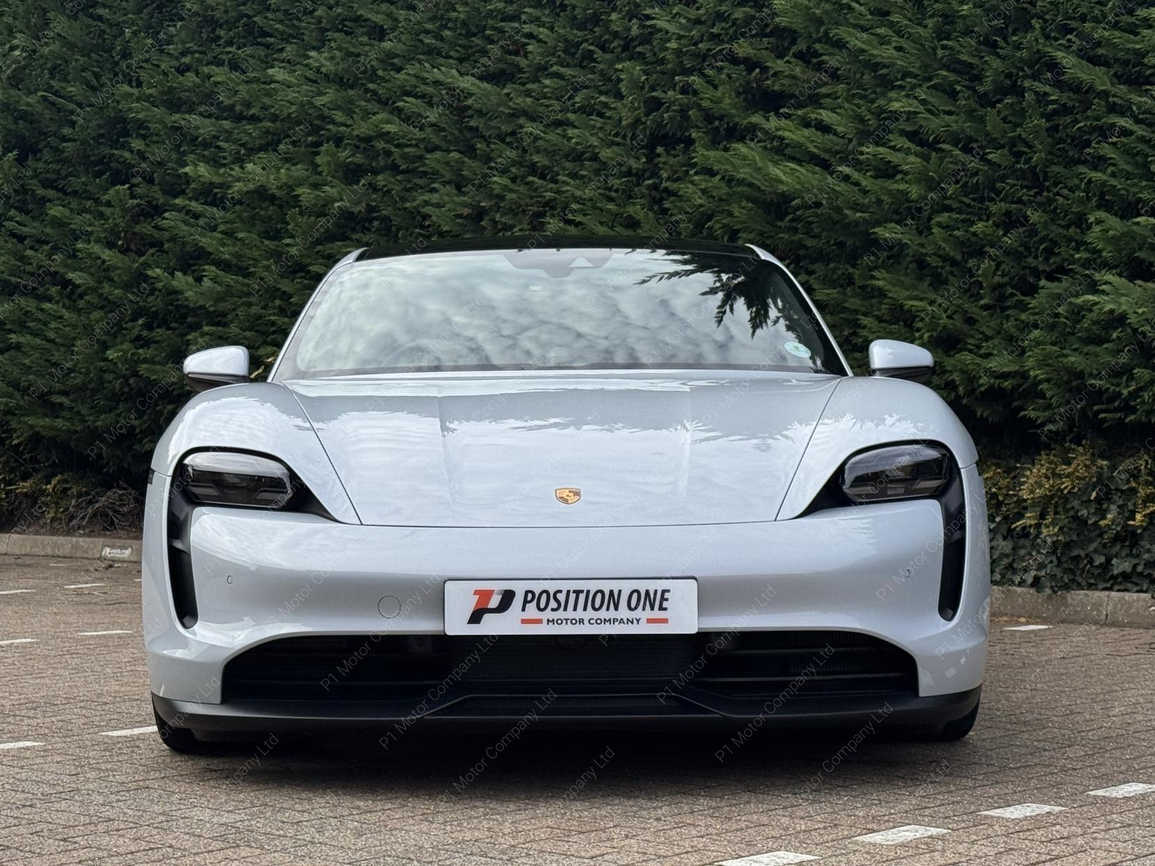 Porsche Taycan Performance Plus 93.4kWh Saloon 4dr Electric Auto RWD (11kW Charger) (476 ps)