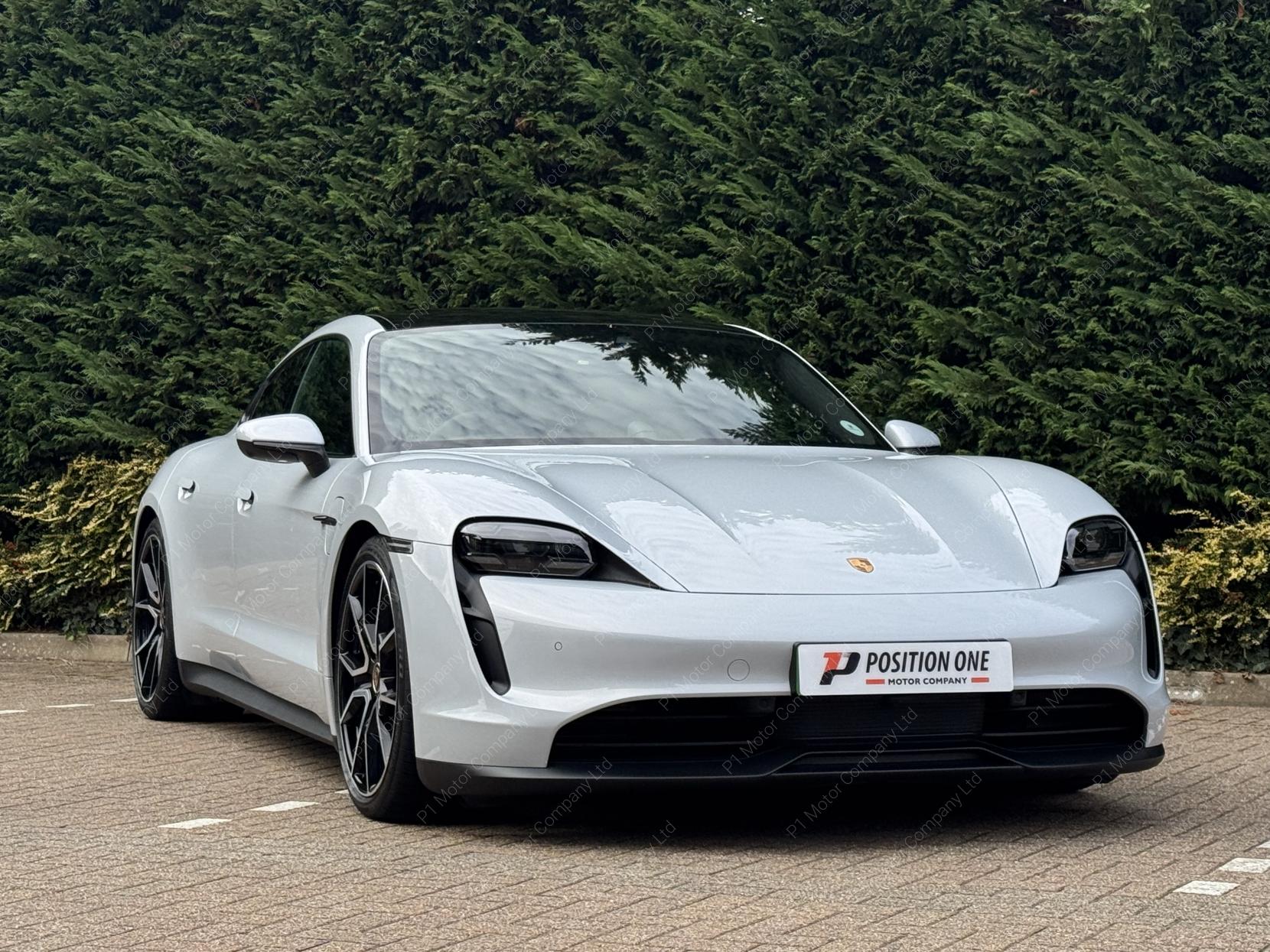 Porsche Taycan Performance Plus 93.4kWh Saloon 4dr Electric Auto RWD (11kW Charger) (476 ps)