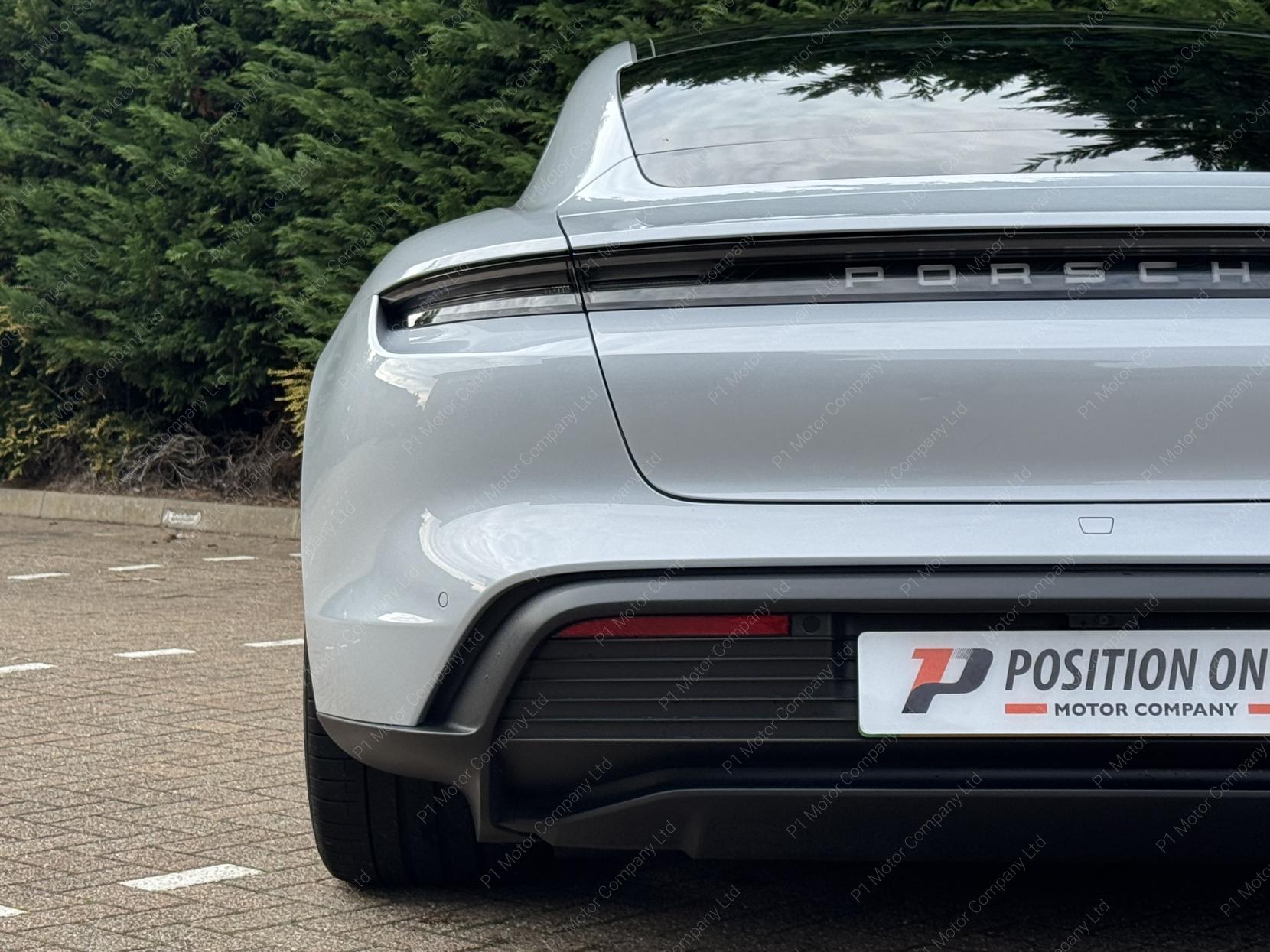 Porsche Taycan Performance Plus 93.4kWh Saloon 4dr Electric Auto RWD (11kW Charger) (476 ps)