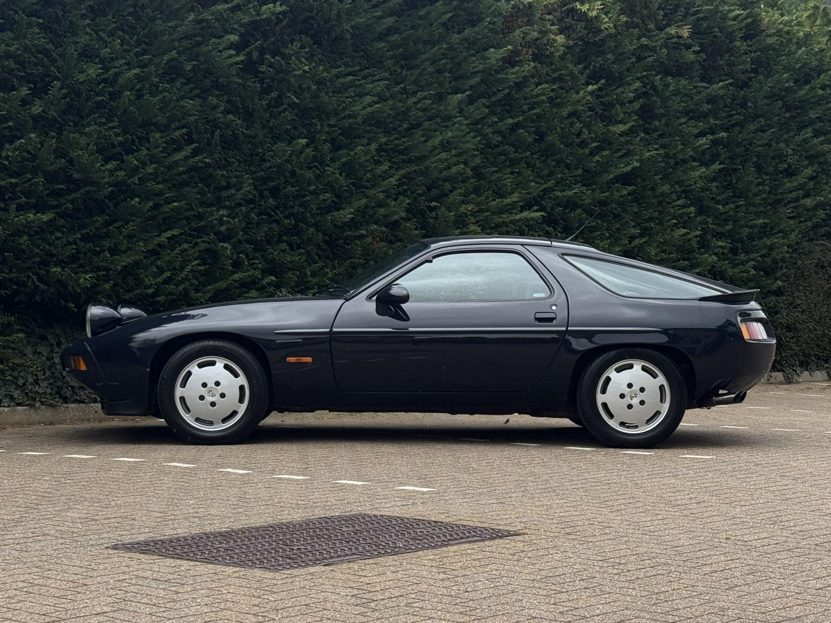 Porsche 928 4.7 S Coupe 2dr Petrol Manual (300 bhp)