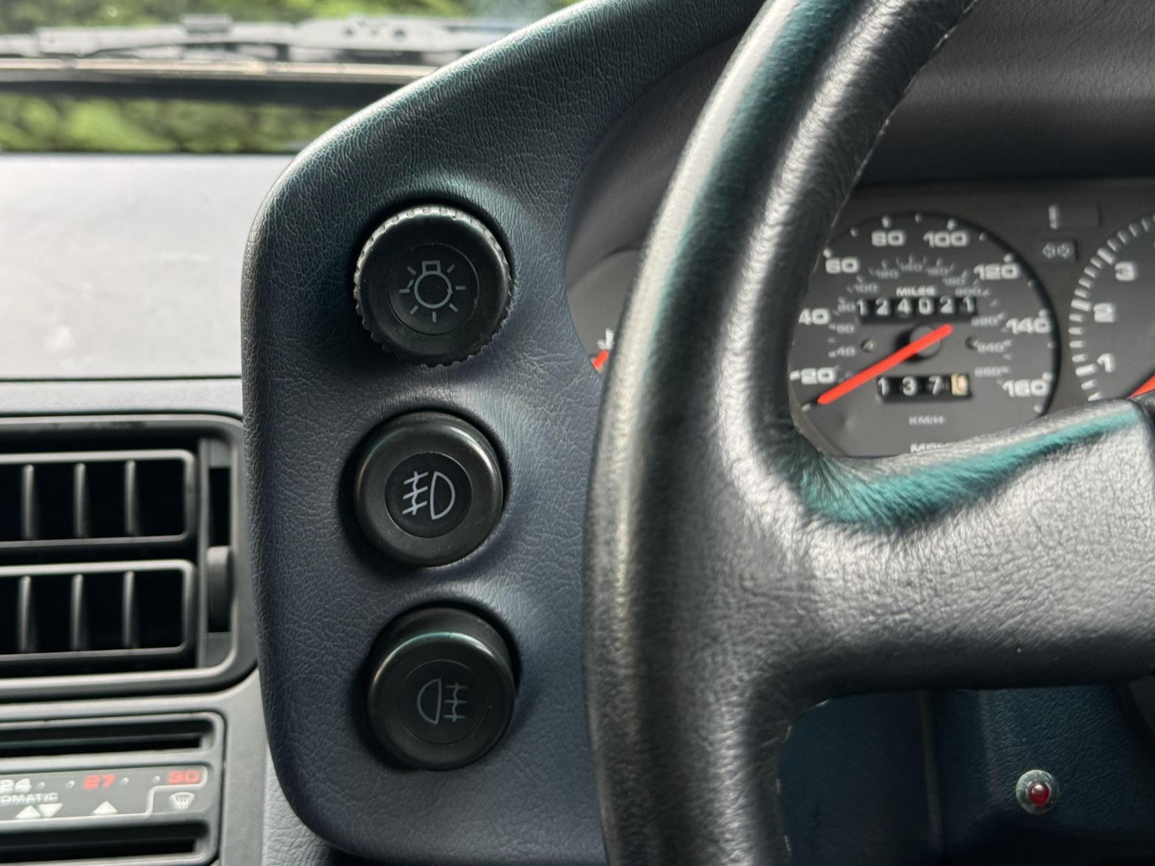 Porsche 928 4.7 S Coupe 2dr Petrol Manual (300 bhp)