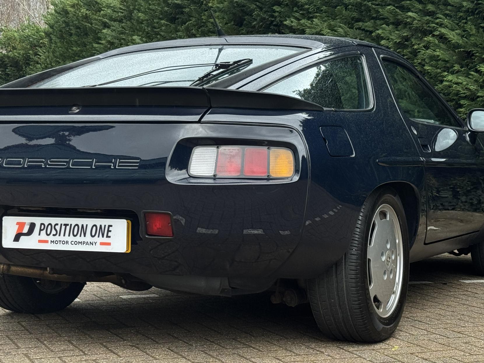 Porsche 928 4.7 S Coupe 2dr Petrol Manual (300 bhp)