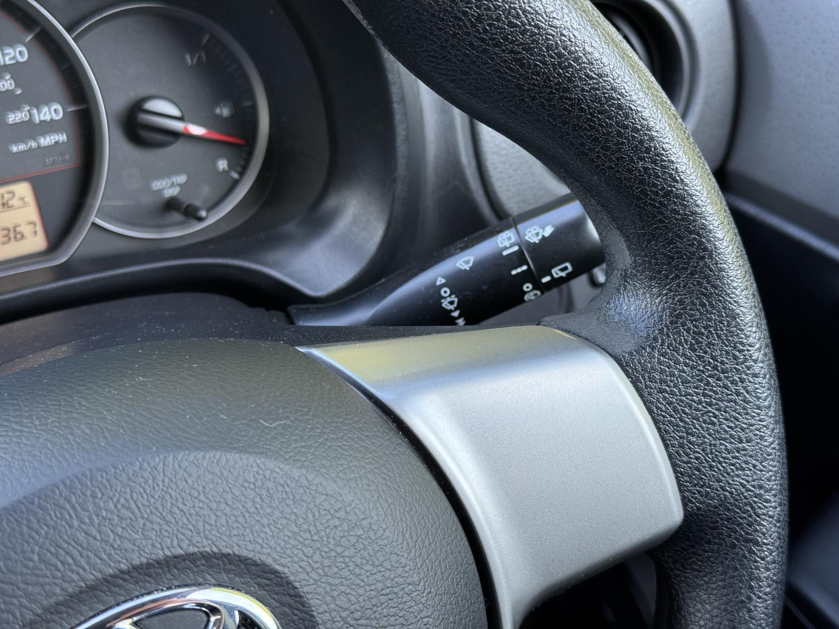 Toyota Yaris 1.0 VVT-i Edition Hatchback 5dr Petrol Manual Euro 5 (69 ps)