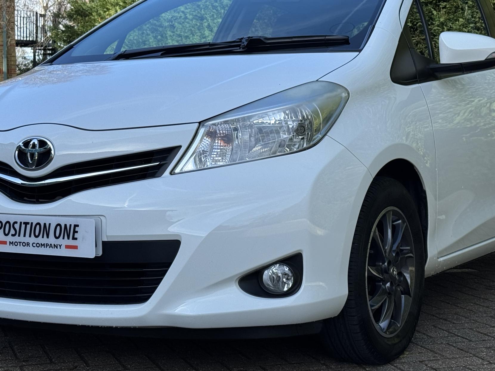 Toyota Yaris 1.0 VVT-i Edition Hatchback 5dr Petrol Manual Euro 5 (69 ps)