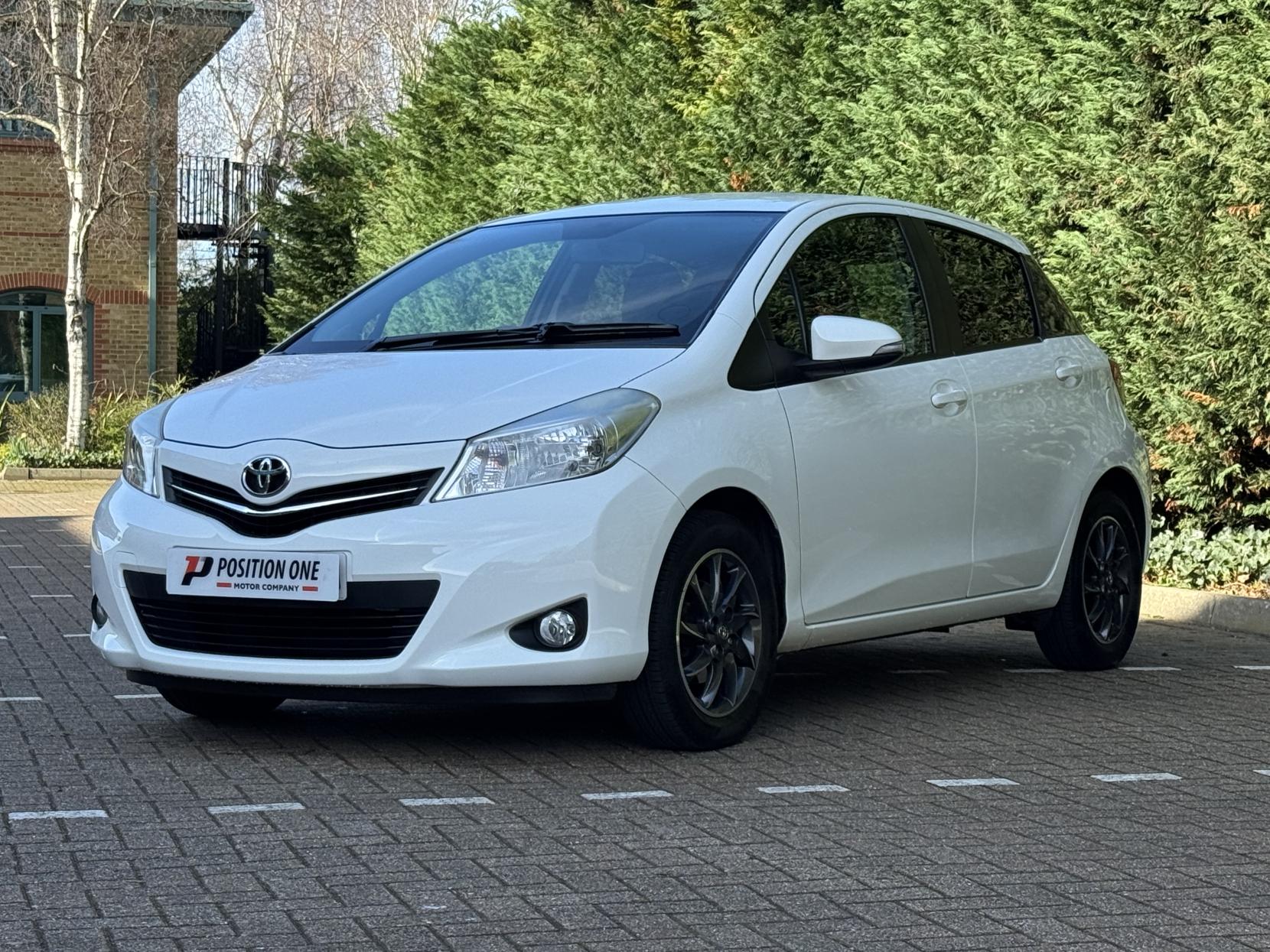 Toyota Yaris 1.0 VVT-i Edition Hatchback 5dr Petrol Manual Euro 5 (69 ps)
