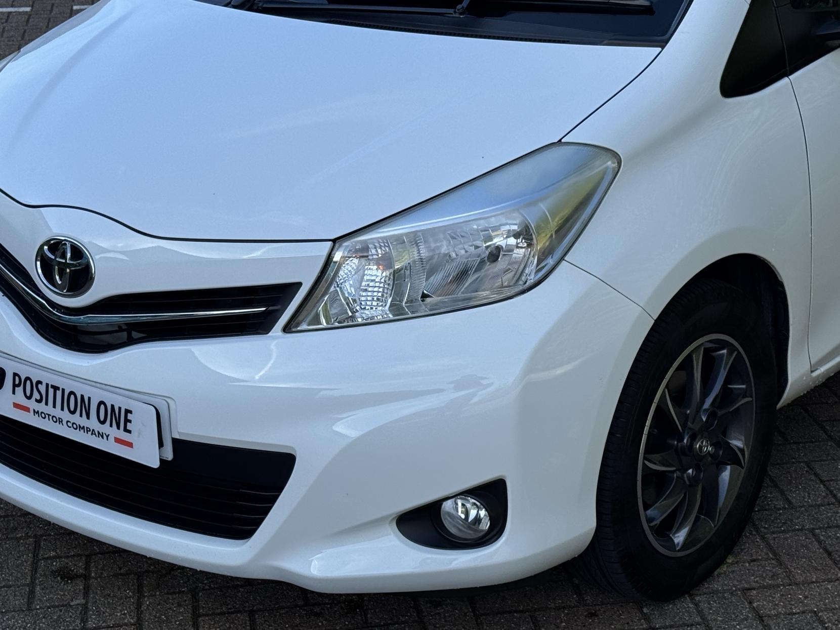 Toyota Yaris 1.0 VVT-i Edition Hatchback 5dr Petrol Manual Euro 5 (69 ps)