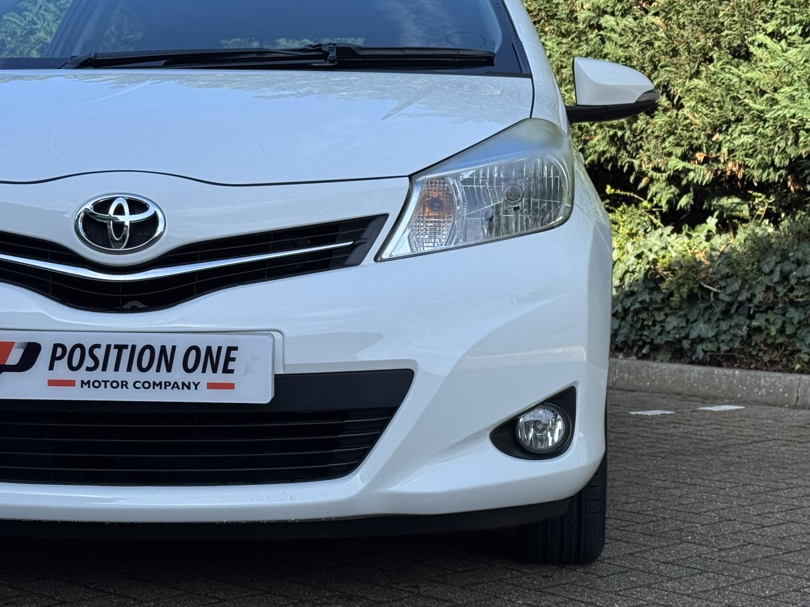 Toyota Yaris 1.0 VVT-i Edition Hatchback 5dr Petrol Manual Euro 5 (69 ps)