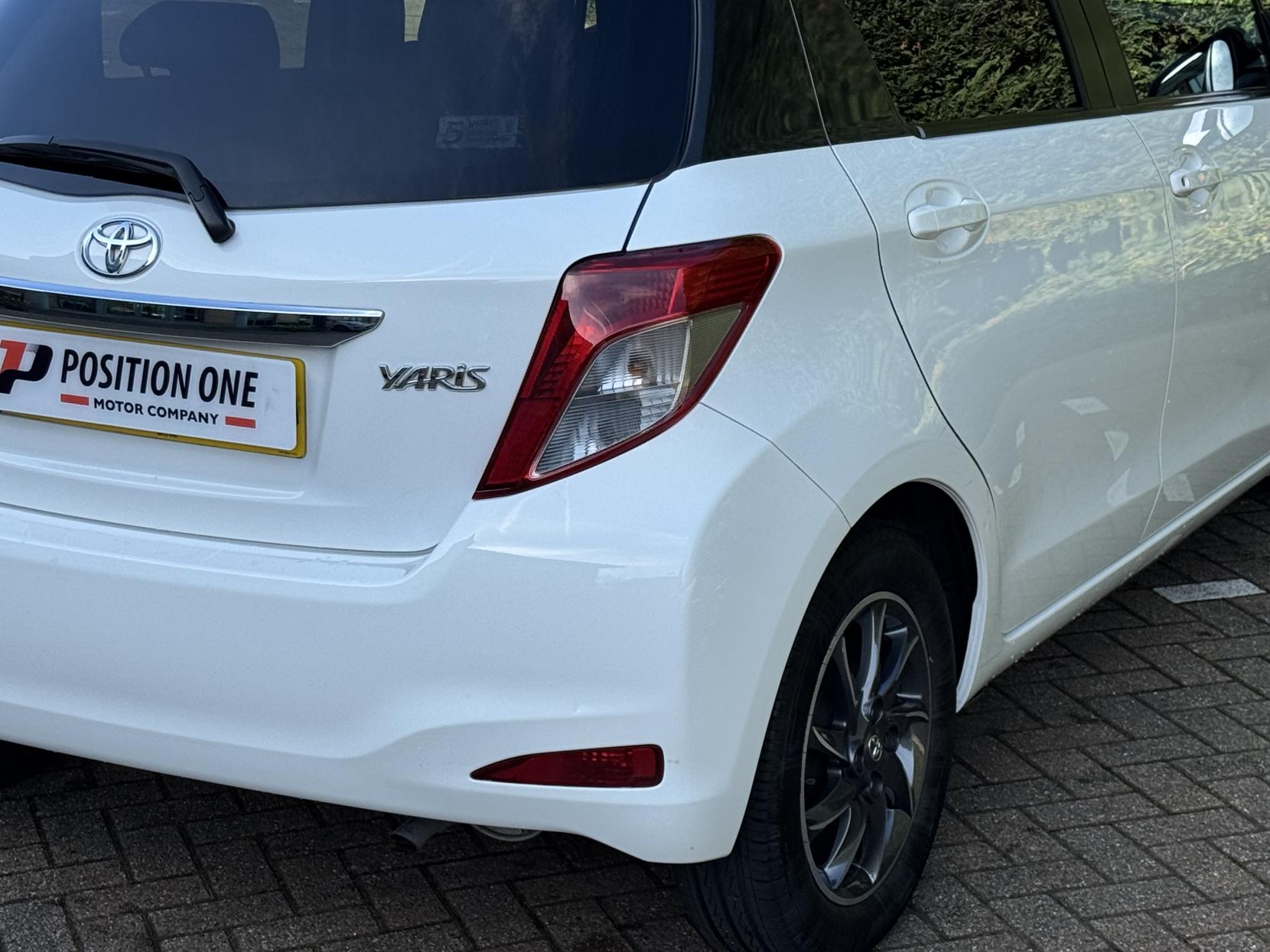 Toyota Yaris 1.0 VVT-i Edition Hatchback 5dr Petrol Manual Euro 5 (69 ps)