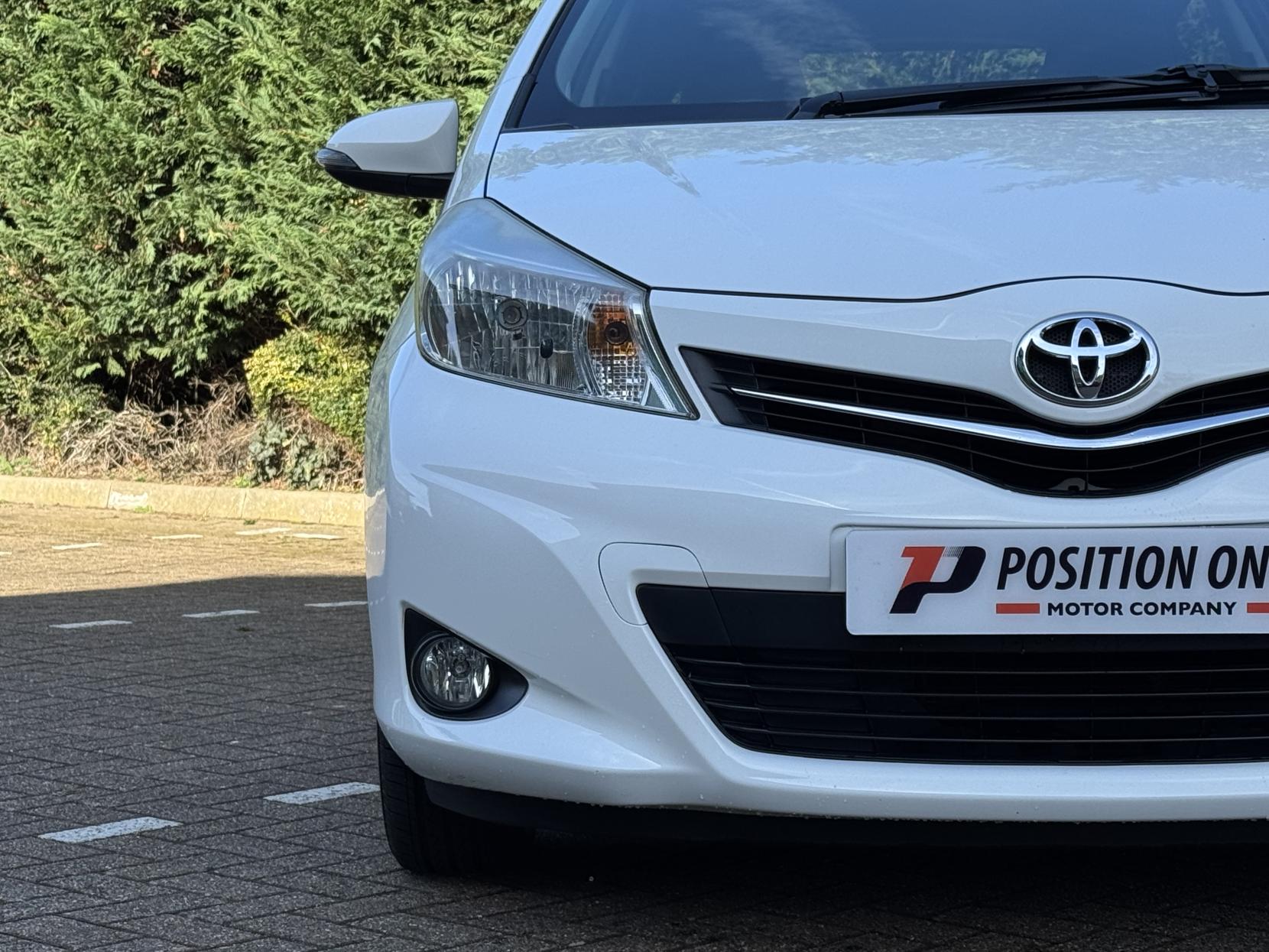 Toyota Yaris 1.0 VVT-i Edition Hatchback 5dr Petrol Manual Euro 5 (69 ps)