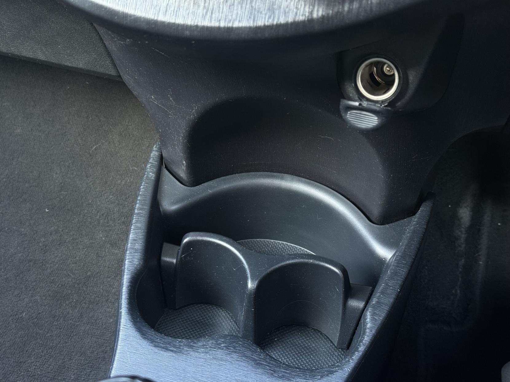 Toyota Yaris 1.0 VVT-i Edition Hatchback 5dr Petrol Manual Euro 5 (69 ps)