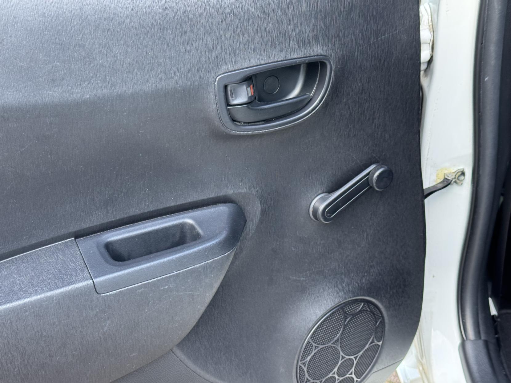 Toyota Yaris 1.0 VVT-i Edition Hatchback 5dr Petrol Manual Euro 5 (69 ps)